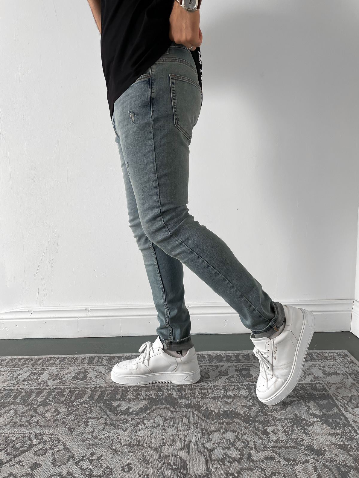 STD Çizik Yırtıklı Eskitme Mavi Jean D-6386