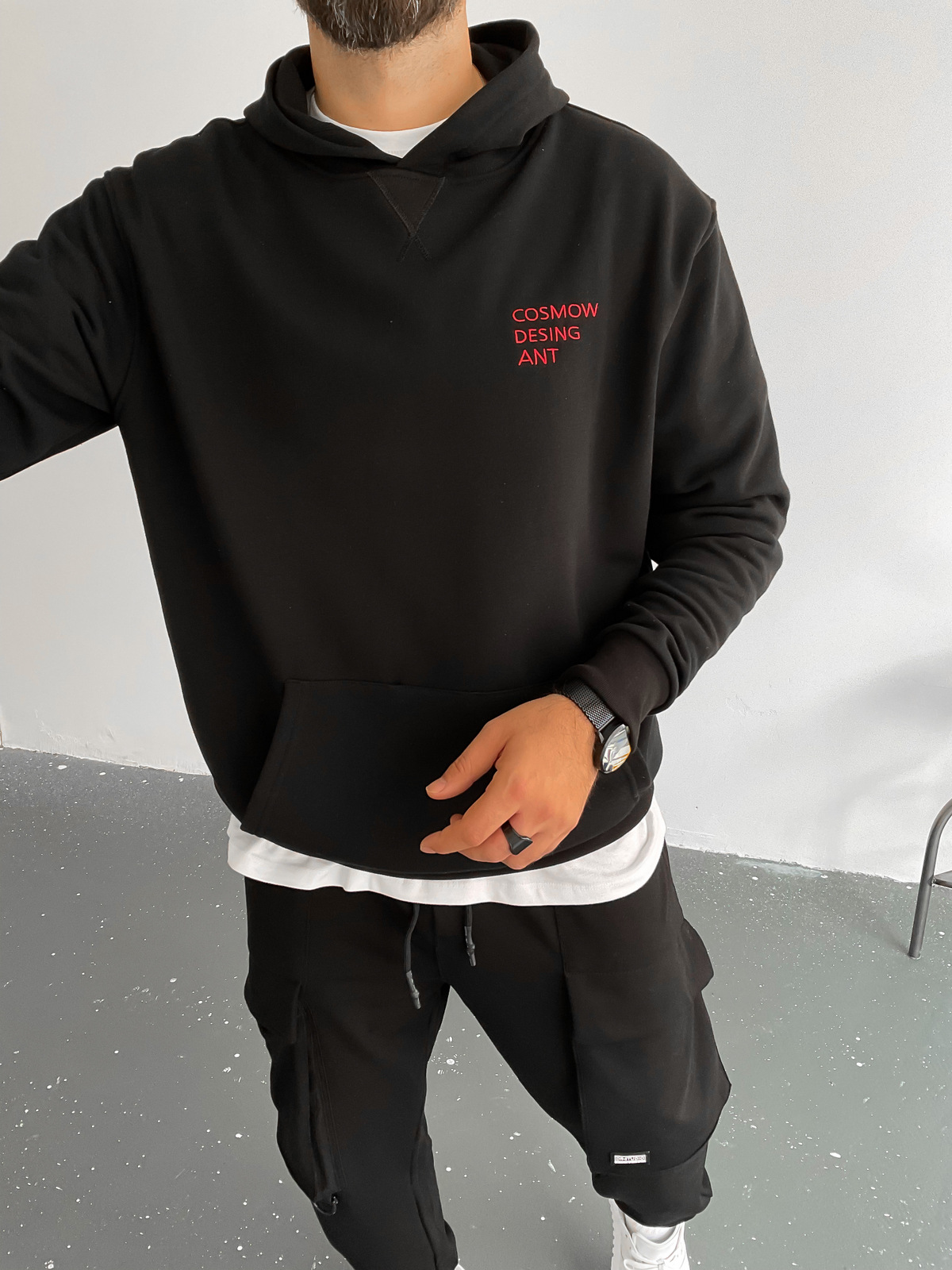 Siyah Cosmow Kapüşonlu Sweat BLA-003