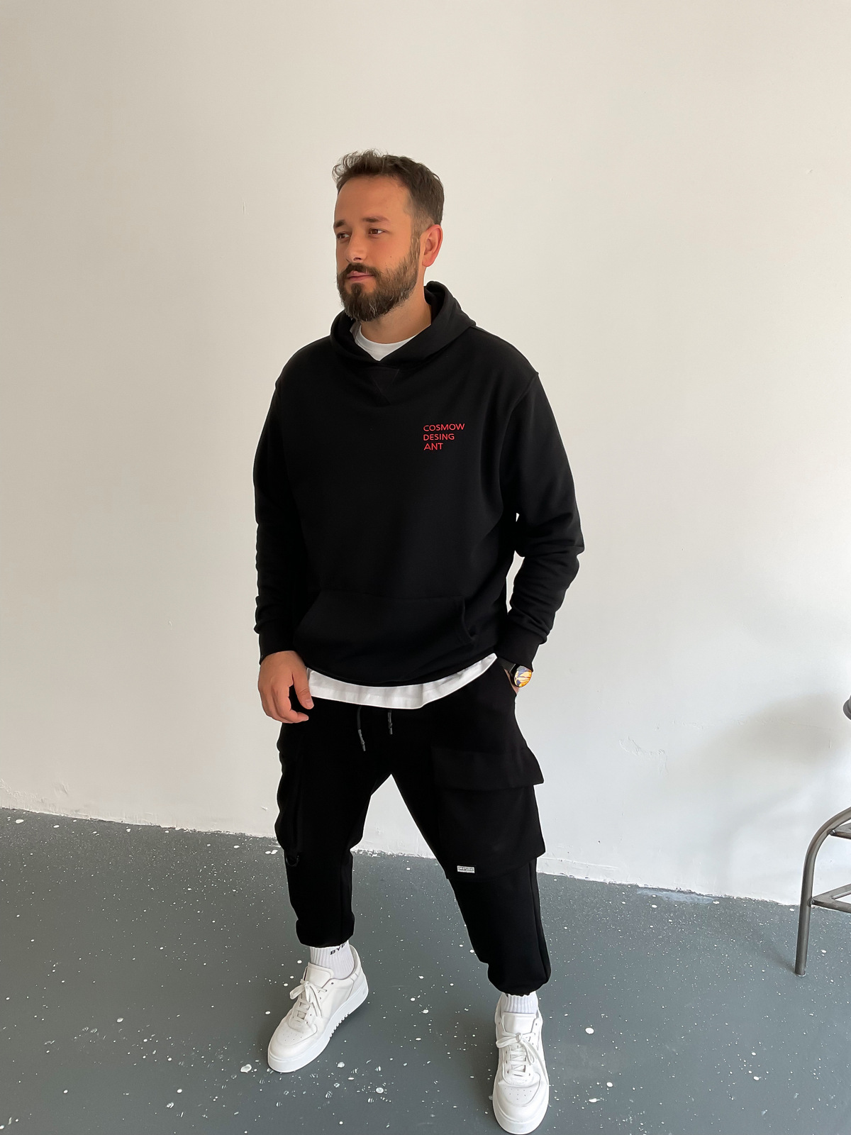 Siyah Cosmow Kapüşonlu Sweat BLA-003