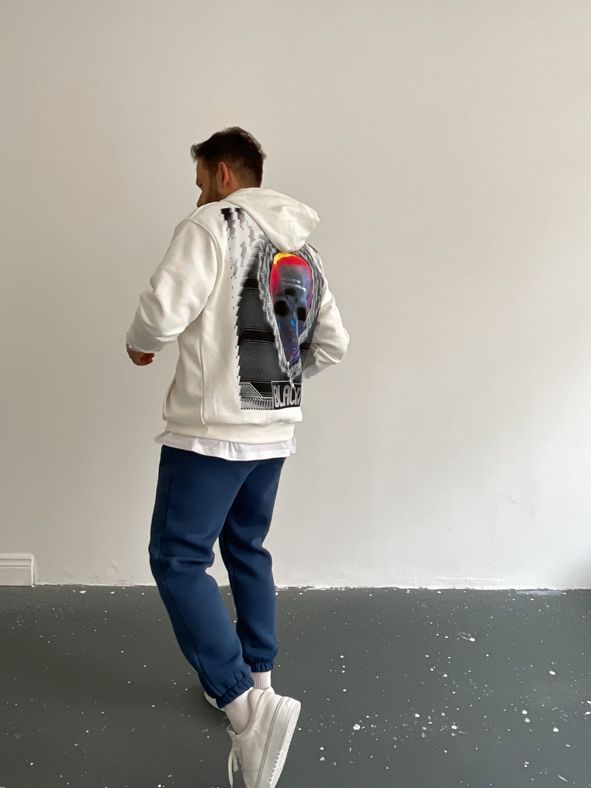 Ekru Cosmow Kapüşonlu Sweat BLA-003