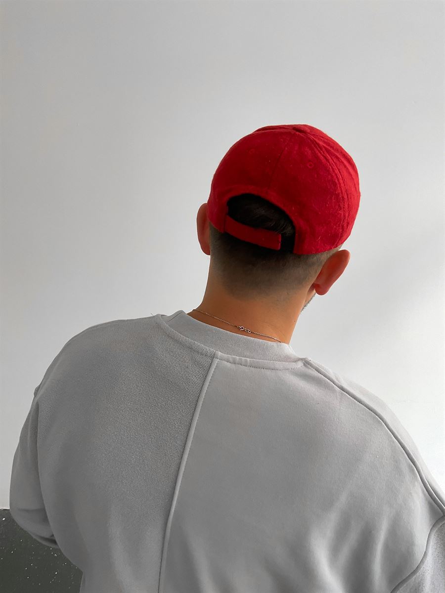 Kırmızı Kaşe Şapka