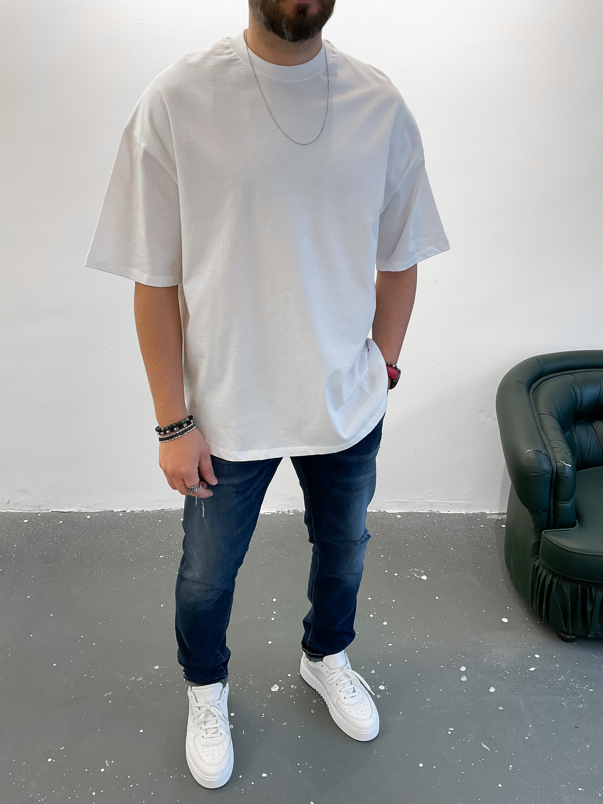 Beyaz Oval Kesim Basic T-Shirt BY-1202