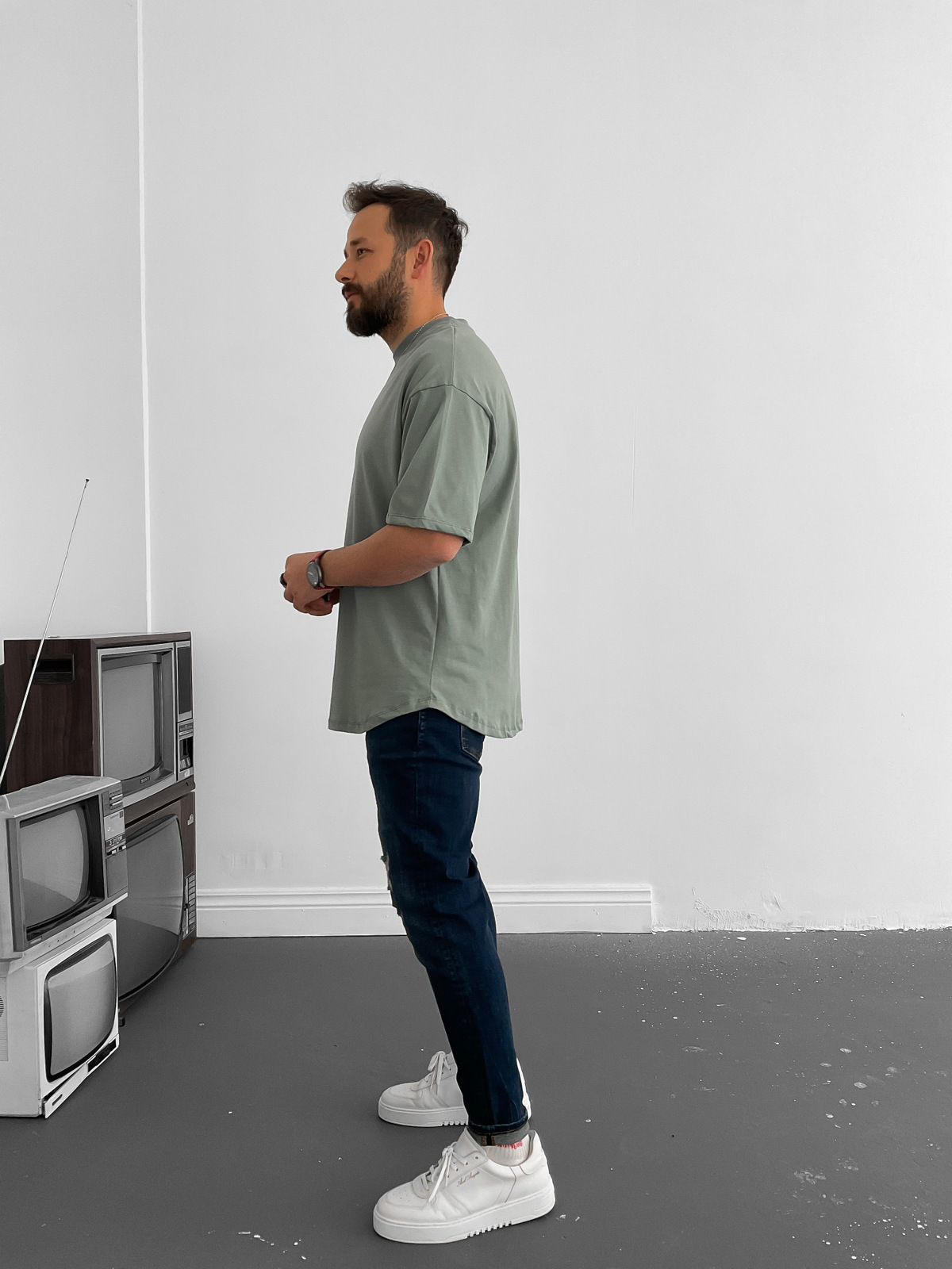 Yeşil Oval Kesim Basic T-Shirt BY-1202