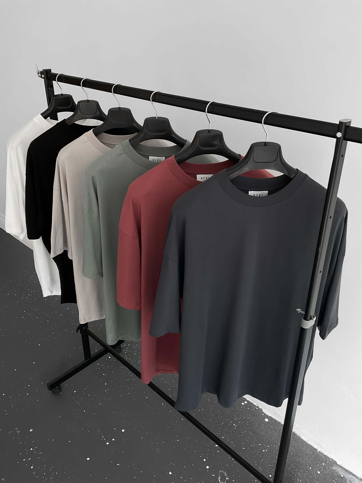 Kırık Beyaz Oval Kesim Basic T-Shirt BY-1202