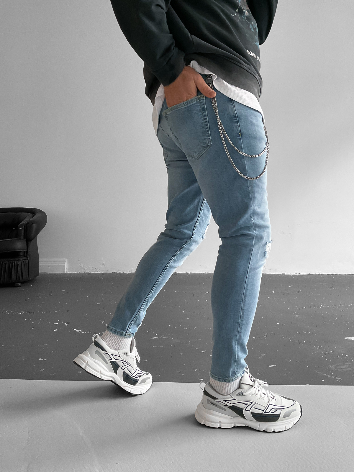 Açık Mavi Zincirli Yırtık Detaylı Slim Fit Pantolon RS-2035