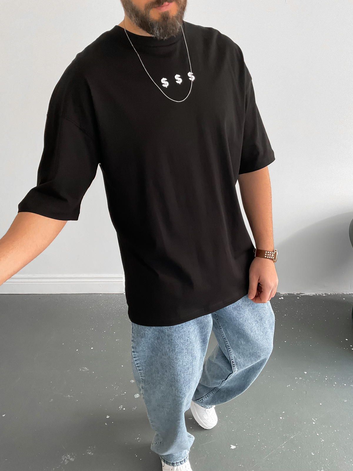 Siyah Dolar Patchli T-Shirt B-1052