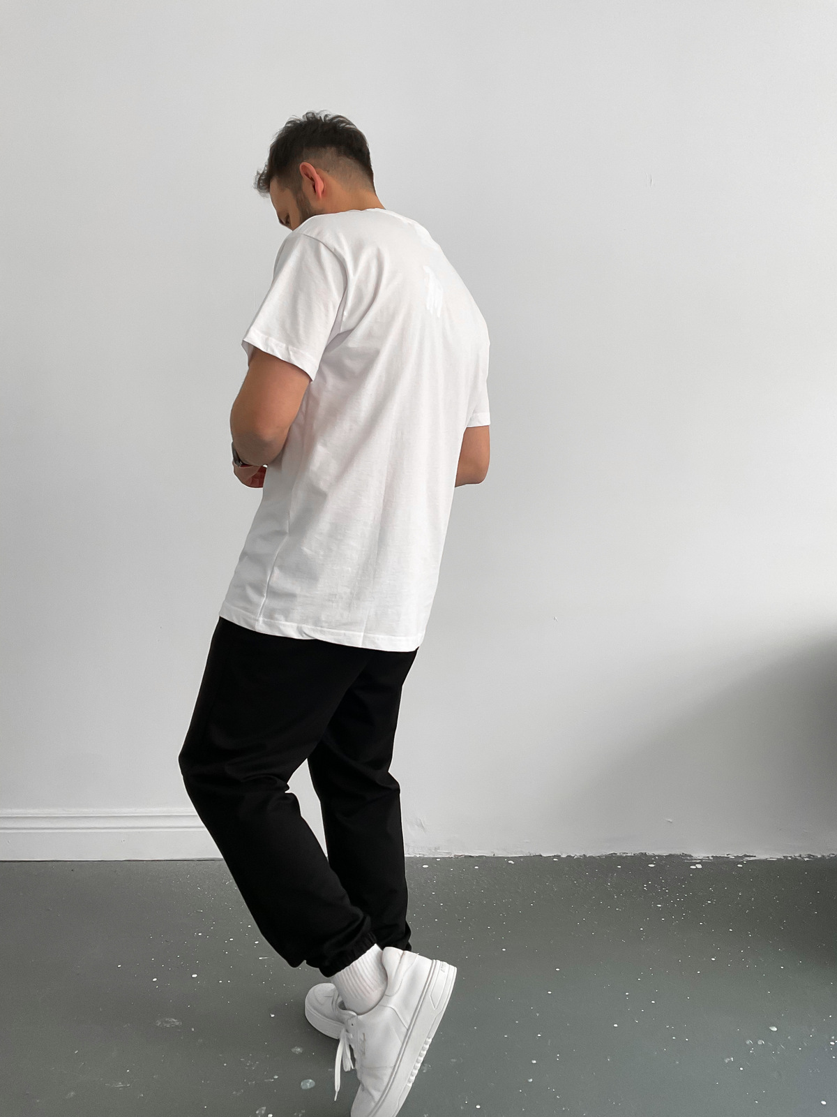 Beyaz Önü Cepli Basic T-Shirt C-683