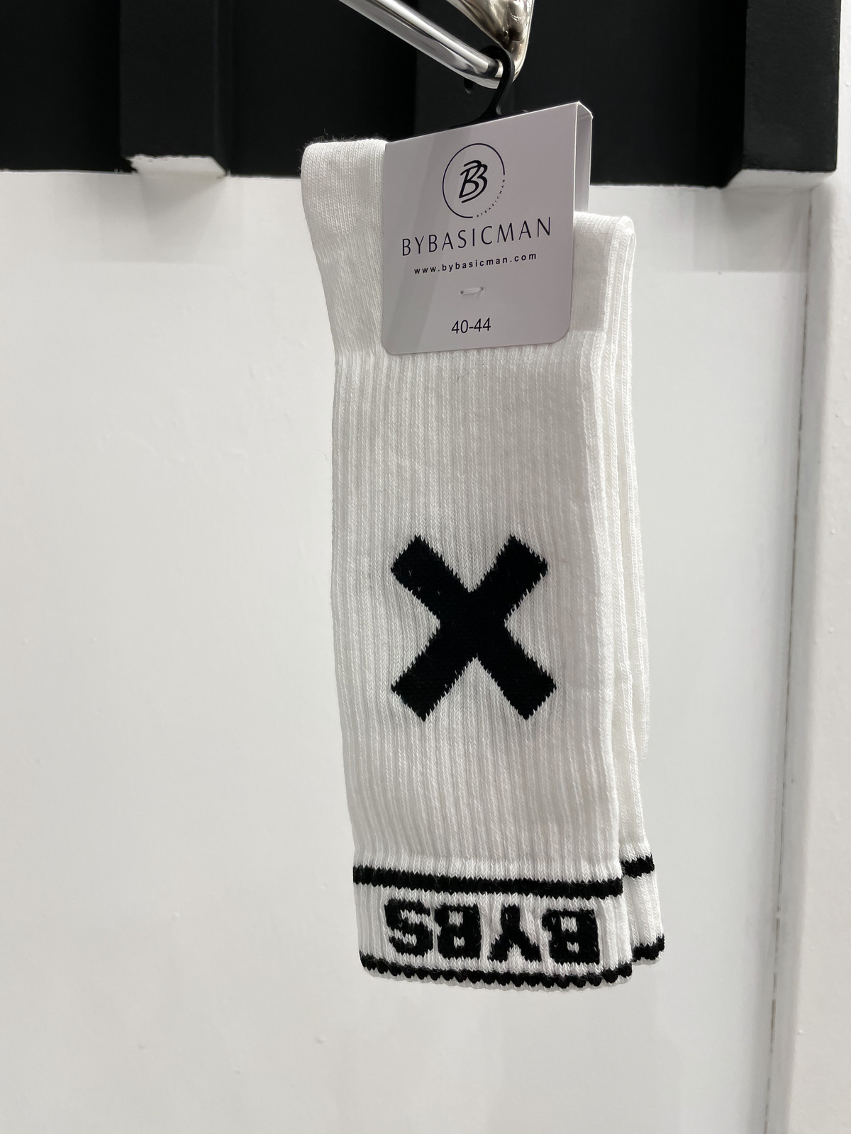 Beyaz X Baskılı Çorap