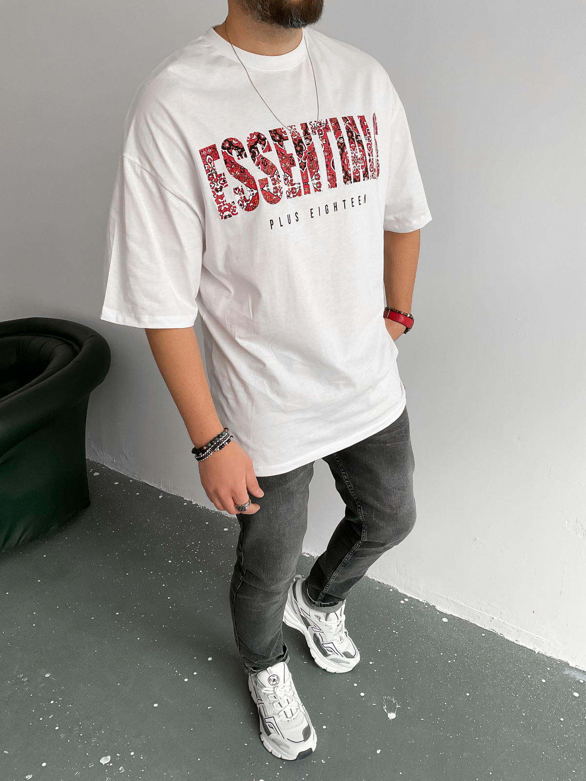 Beyaz Essentials Baskılı T-Shirt ET-0003