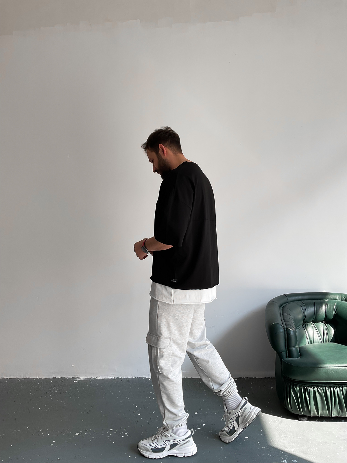 Siyah Parçalı T-Shirt V-22-040