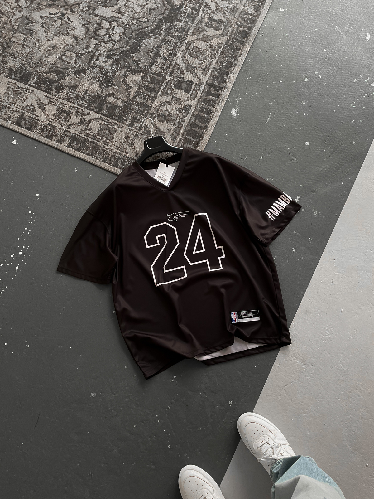 Siyah Bryant 24 Forma M-1511