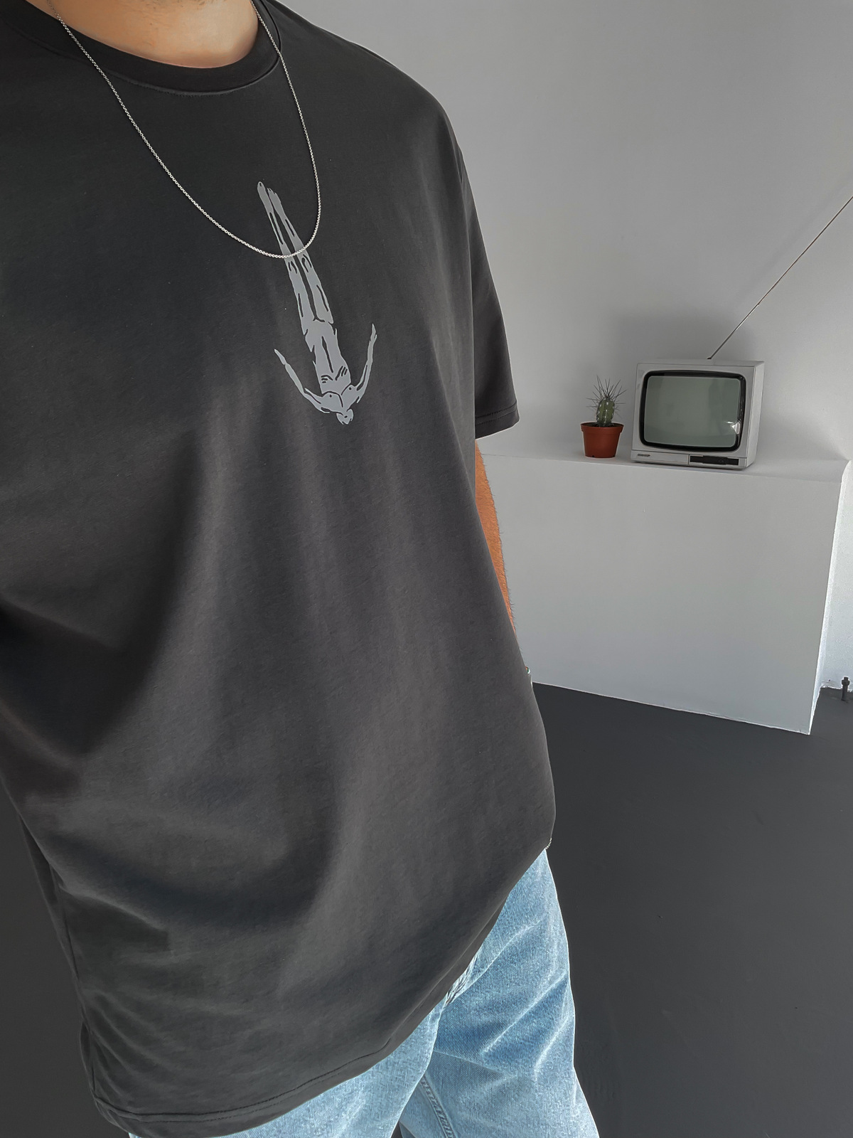 Antrasit Human Baskılı T-Shirt C-1026