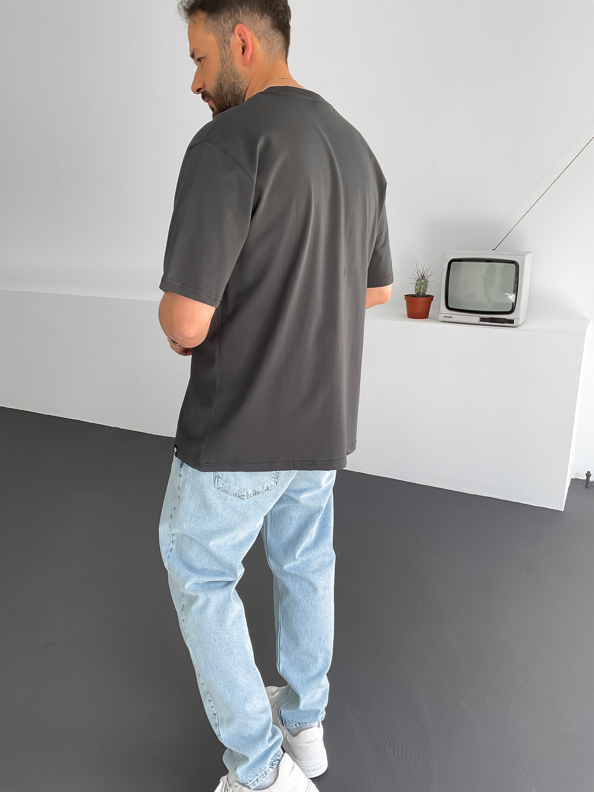 Antrasit Human Baskılı T-Shirt C-1026