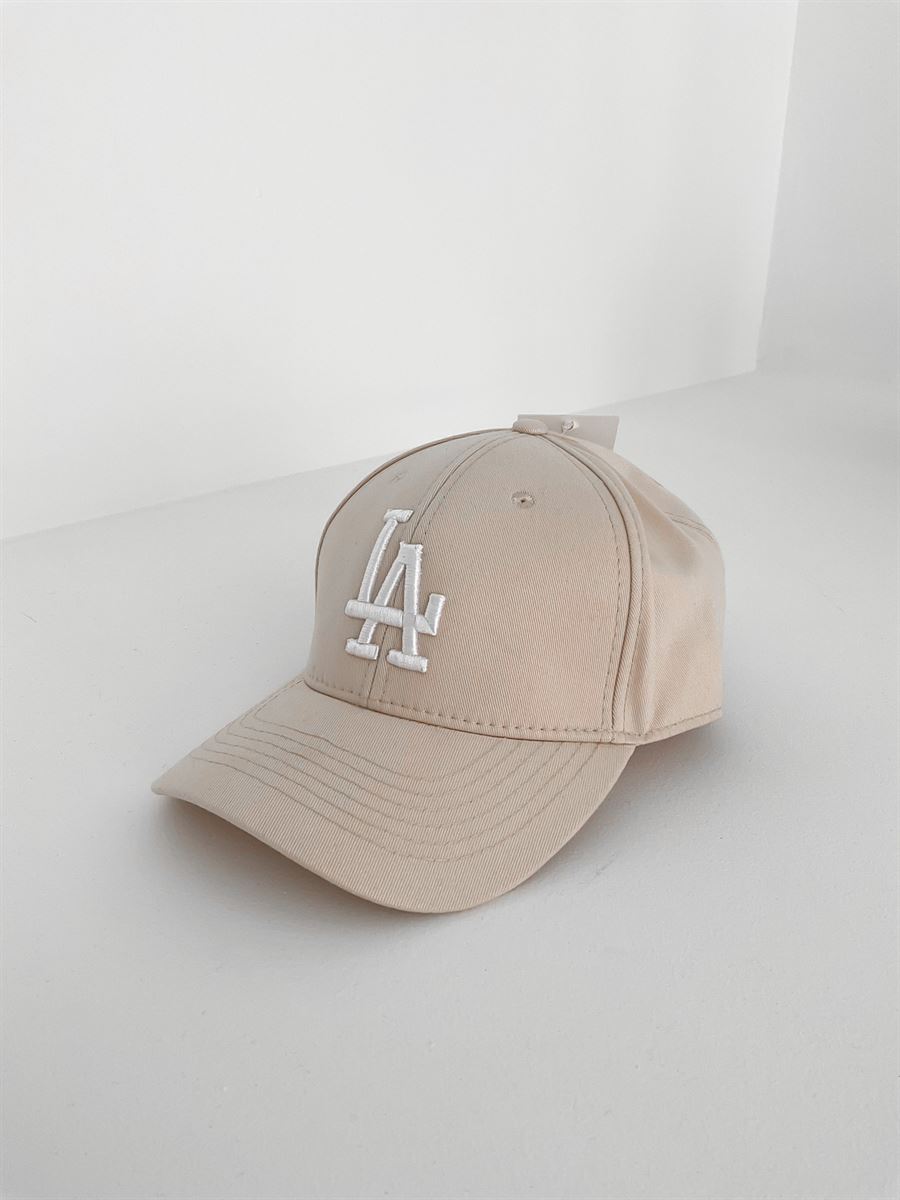 Bej Beyaz LA Nakışlı Şapka