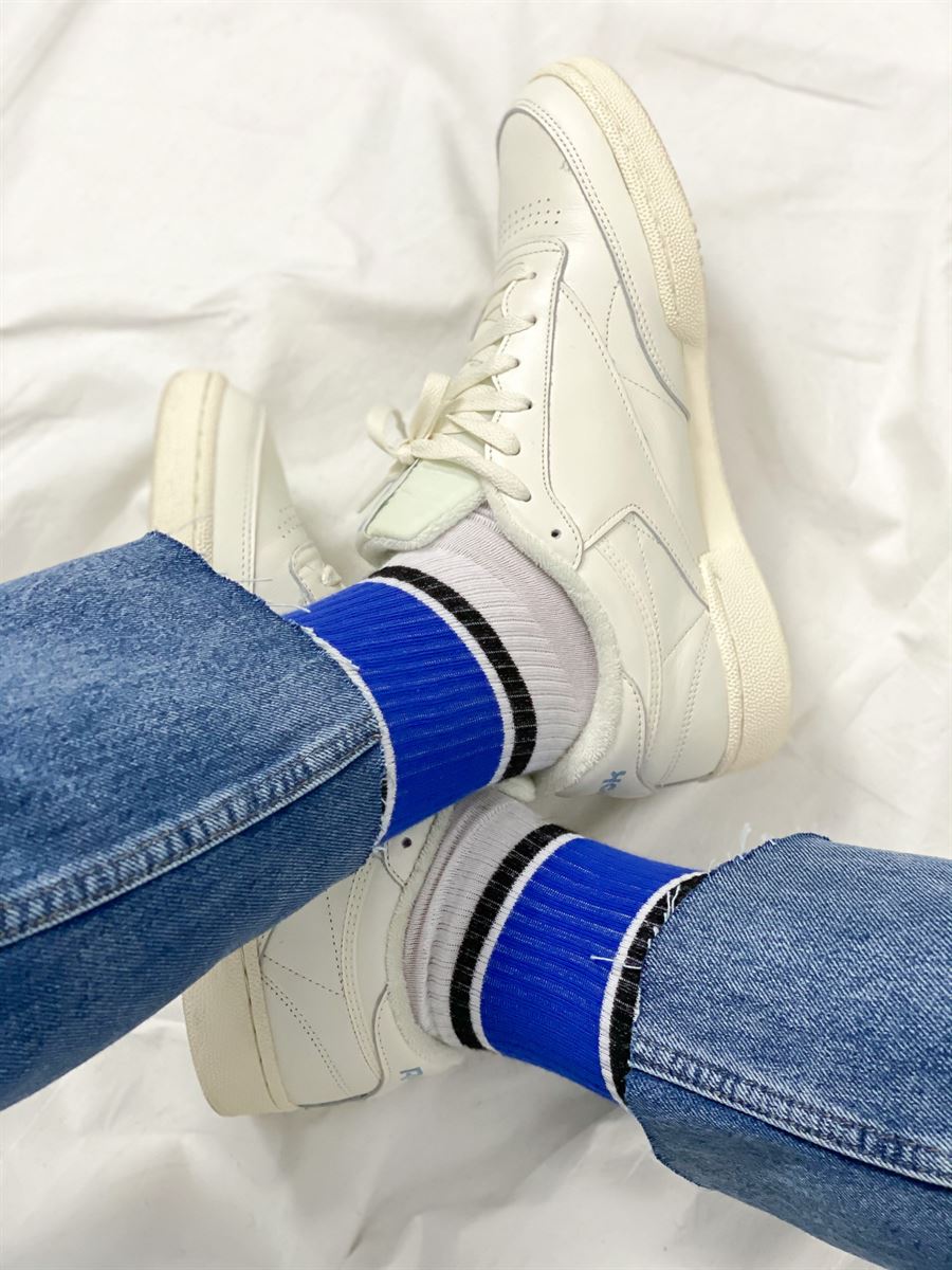 STD Büyük Mavi Şeritli Beyaz Çorap