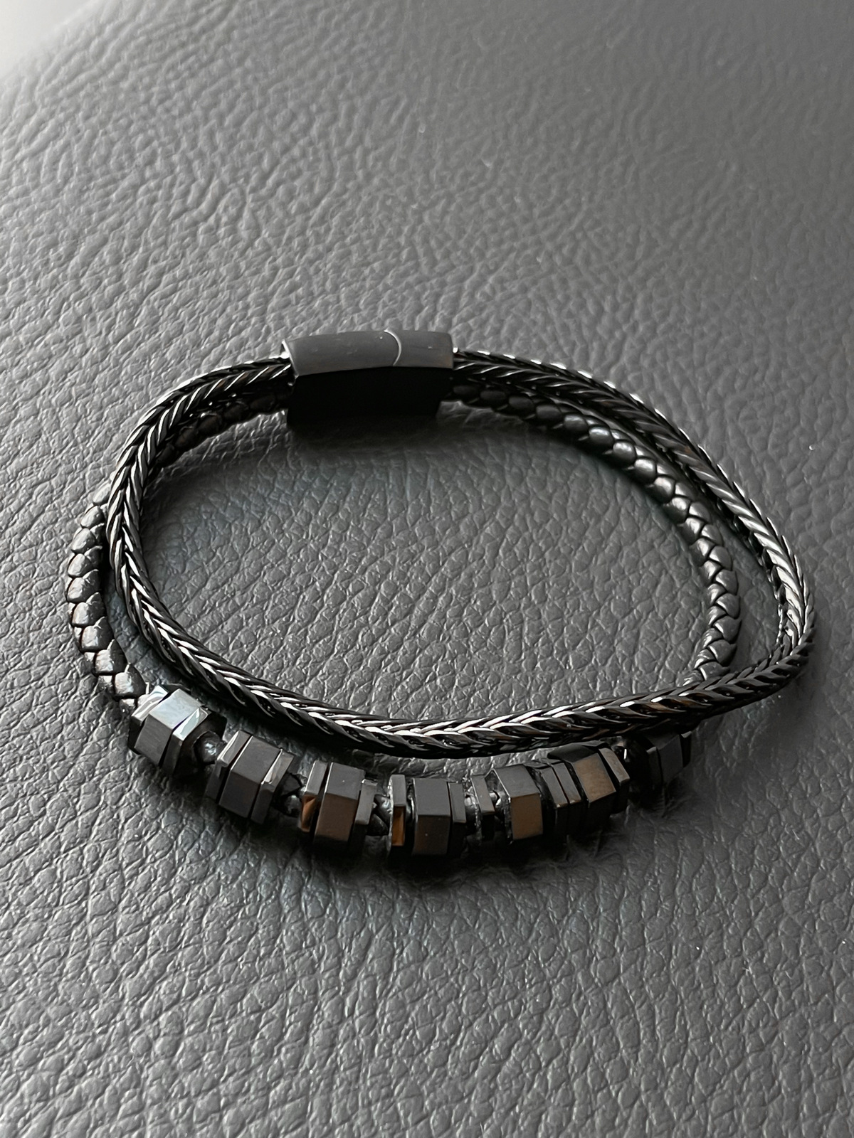 STD L-105 Bileklik