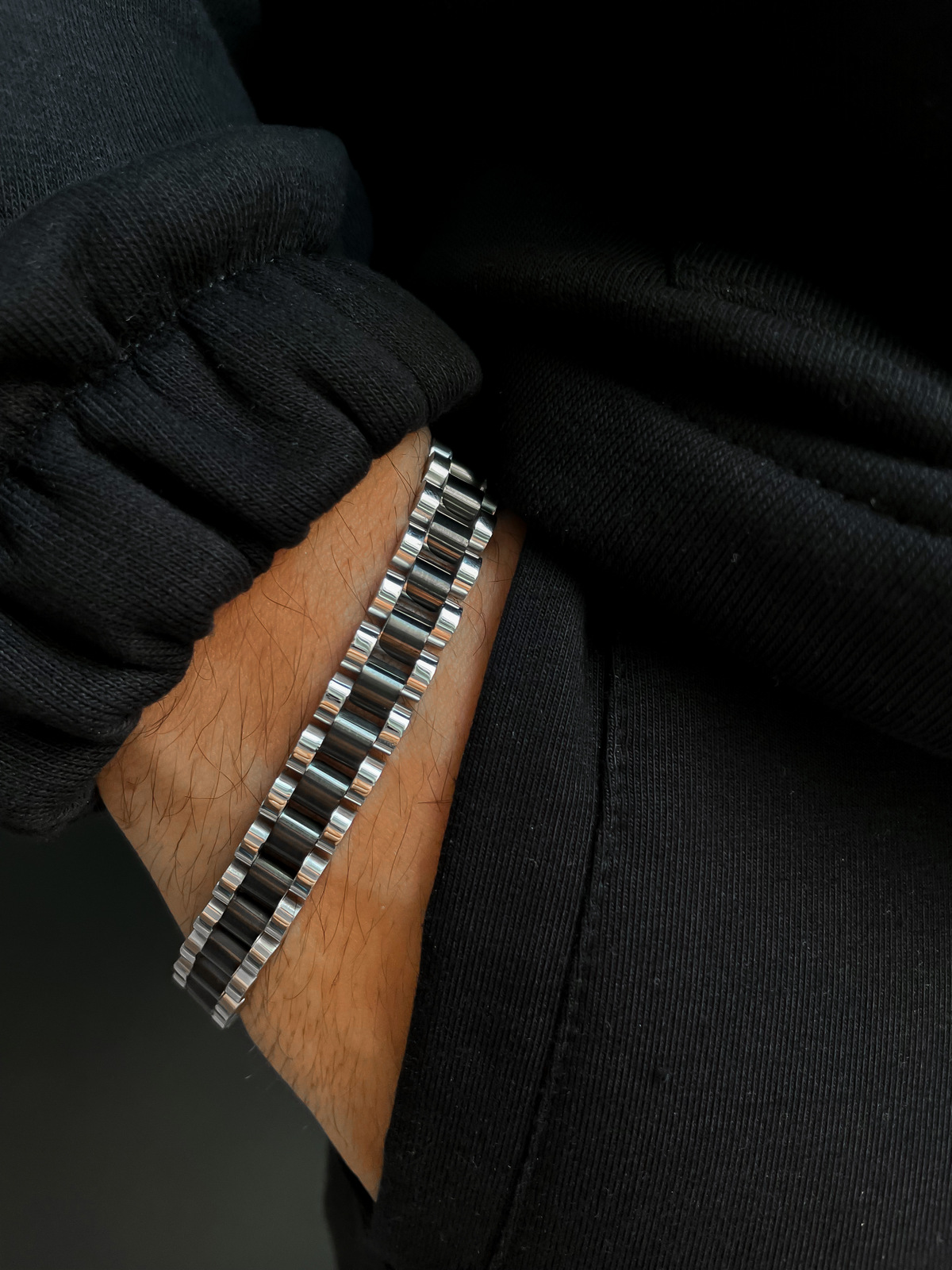 Siyah Bileklik BLK-009