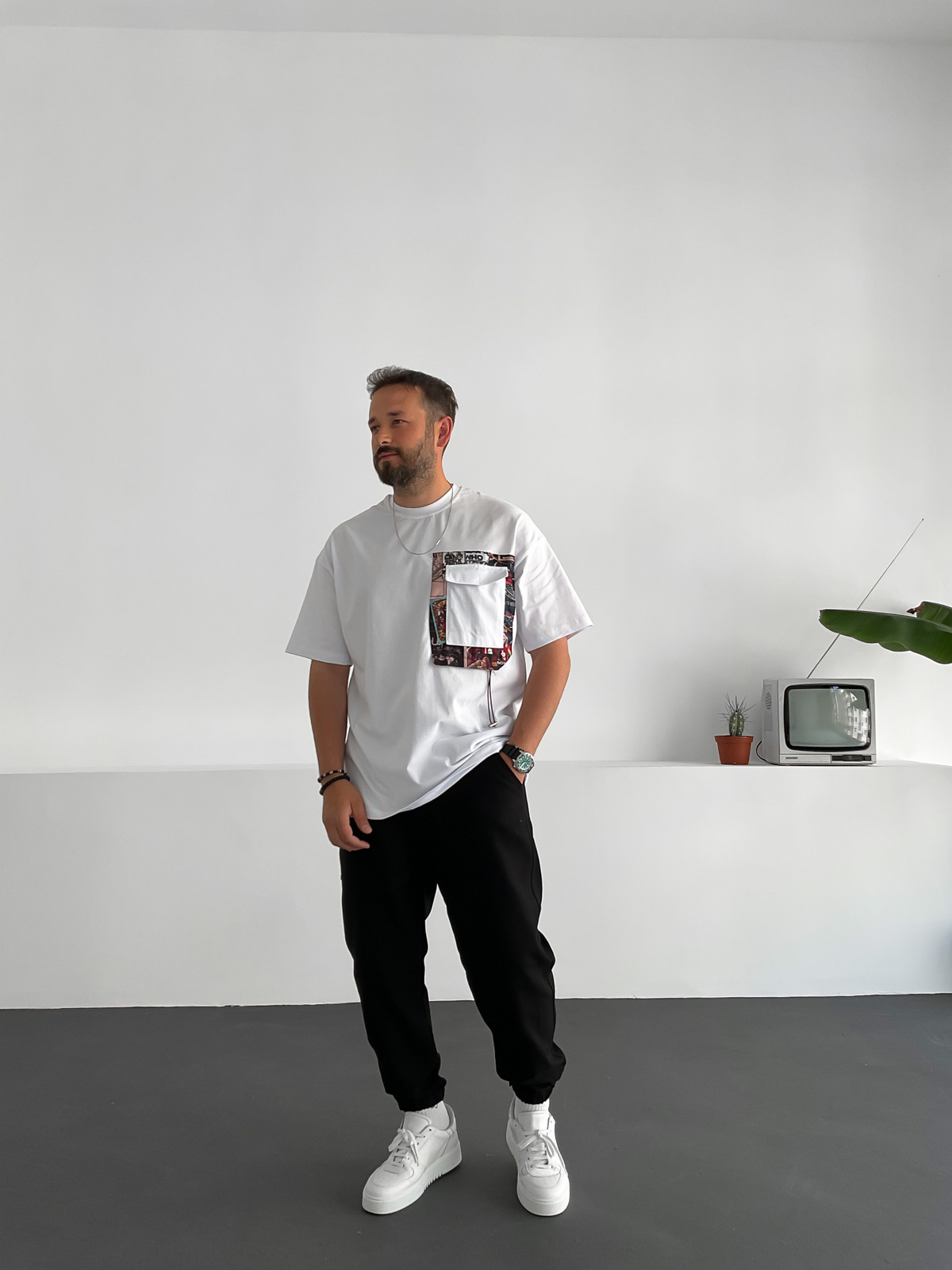 Beyaz Baskı Cepli T-Shirt RC-5637