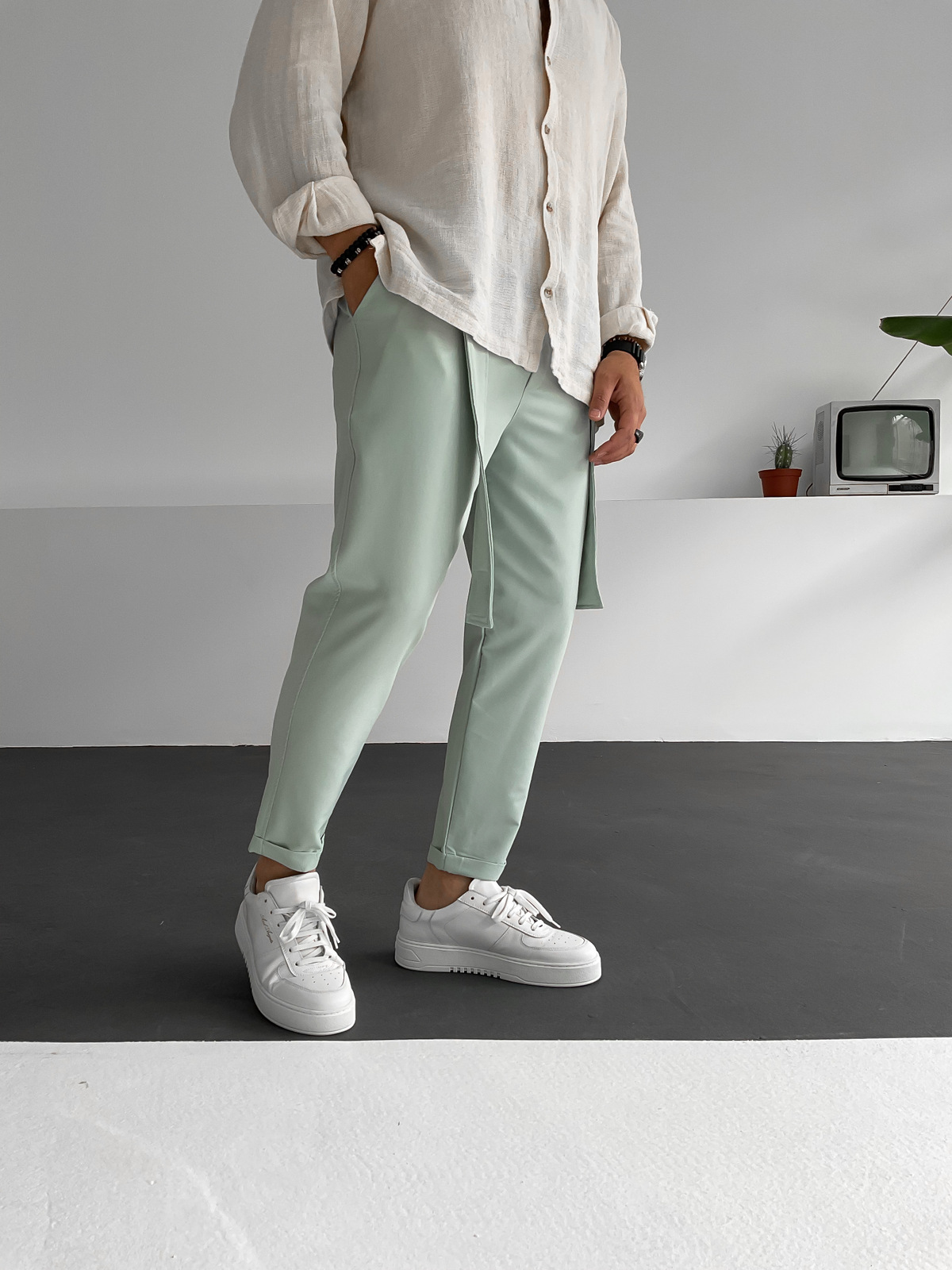 Mint Yeşili Kemer Detaylı Pantolon K-912
