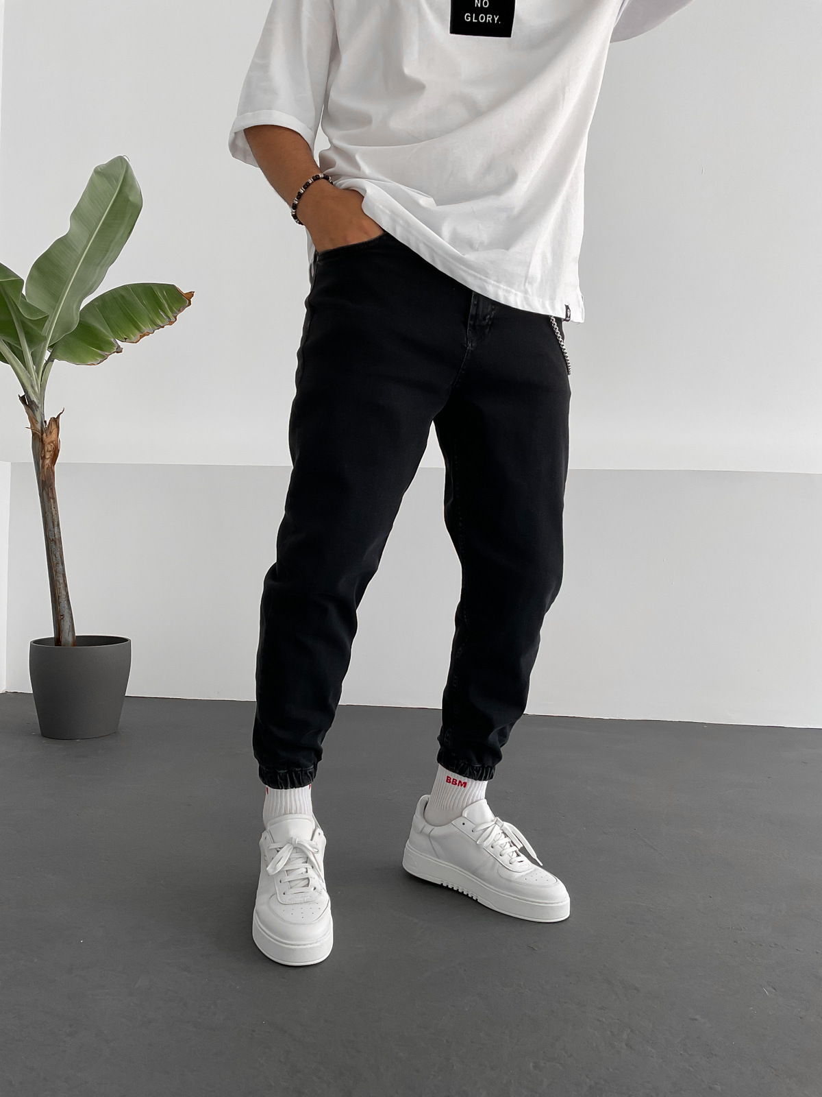 Siyah Paçası Lastikli Jean C-6090