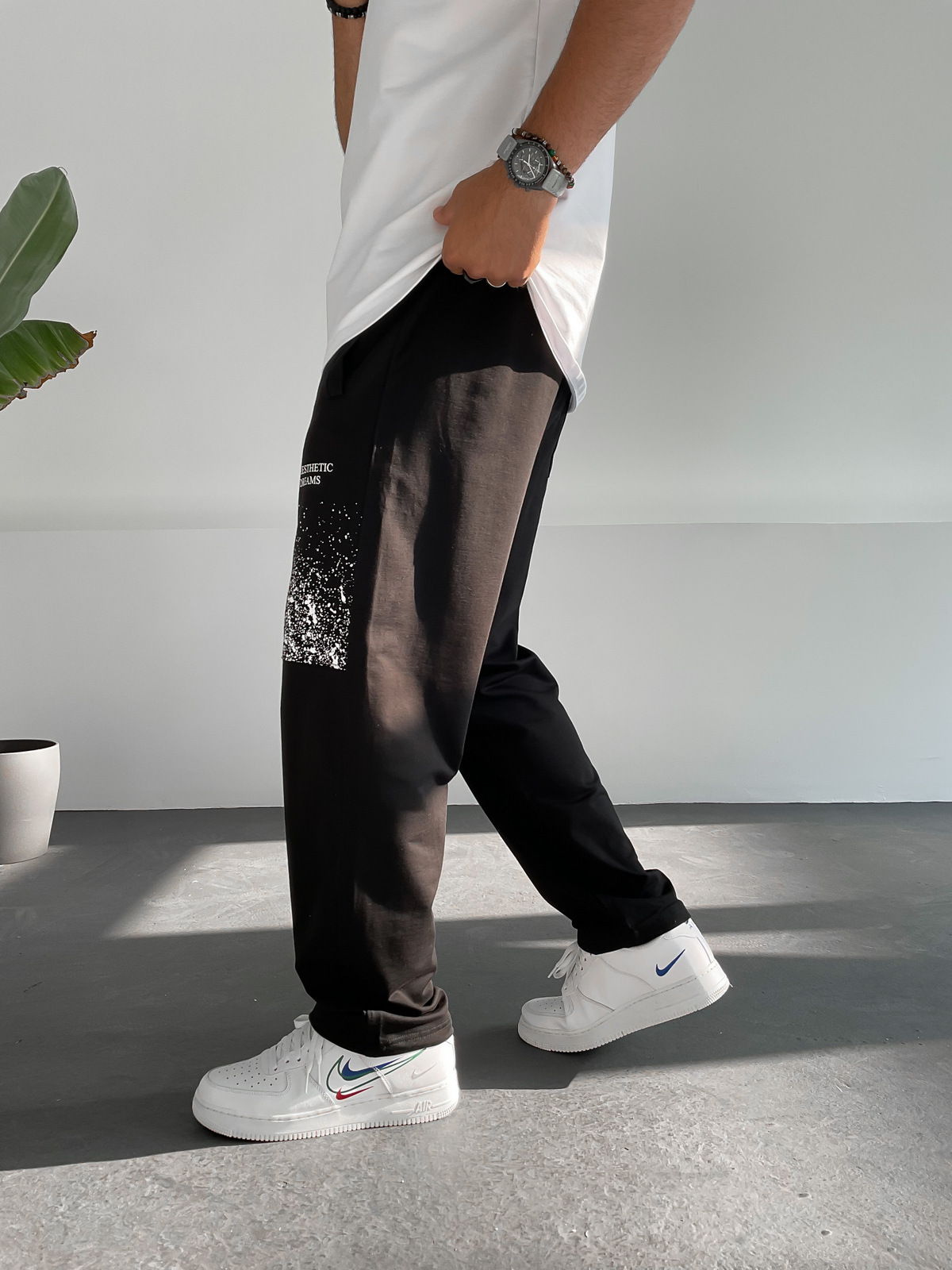 Siyah Aesthetic Baskılı Boru Paça Eşofman M-4151