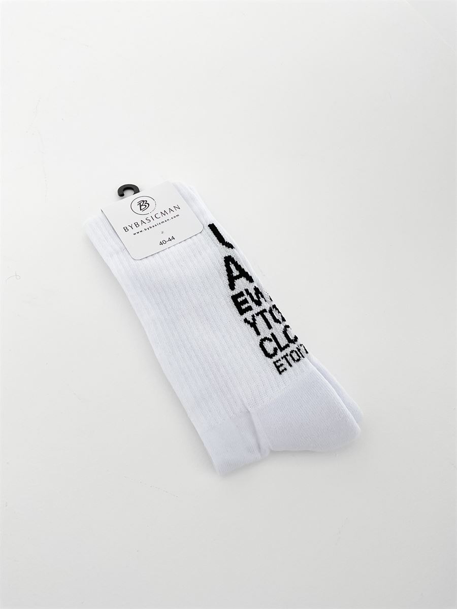 Beyaz Close Yazılı Çorap
