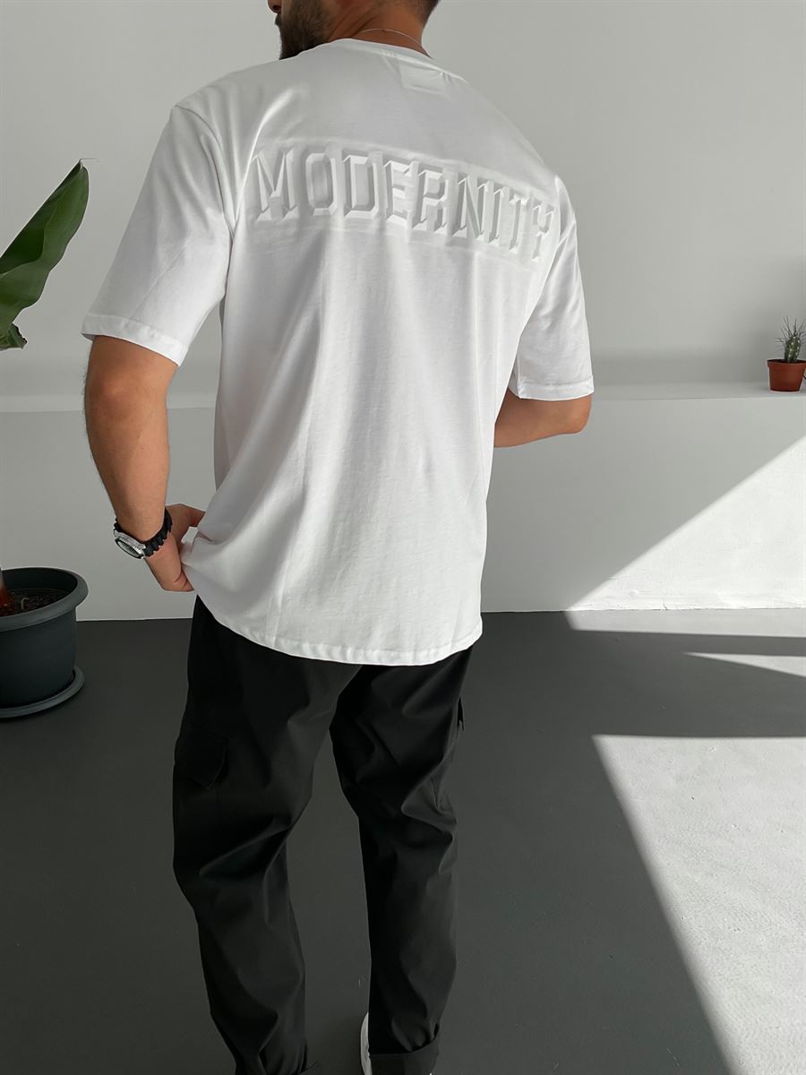 Beyaz Modernity Kabartmalı T-Shirt C-743