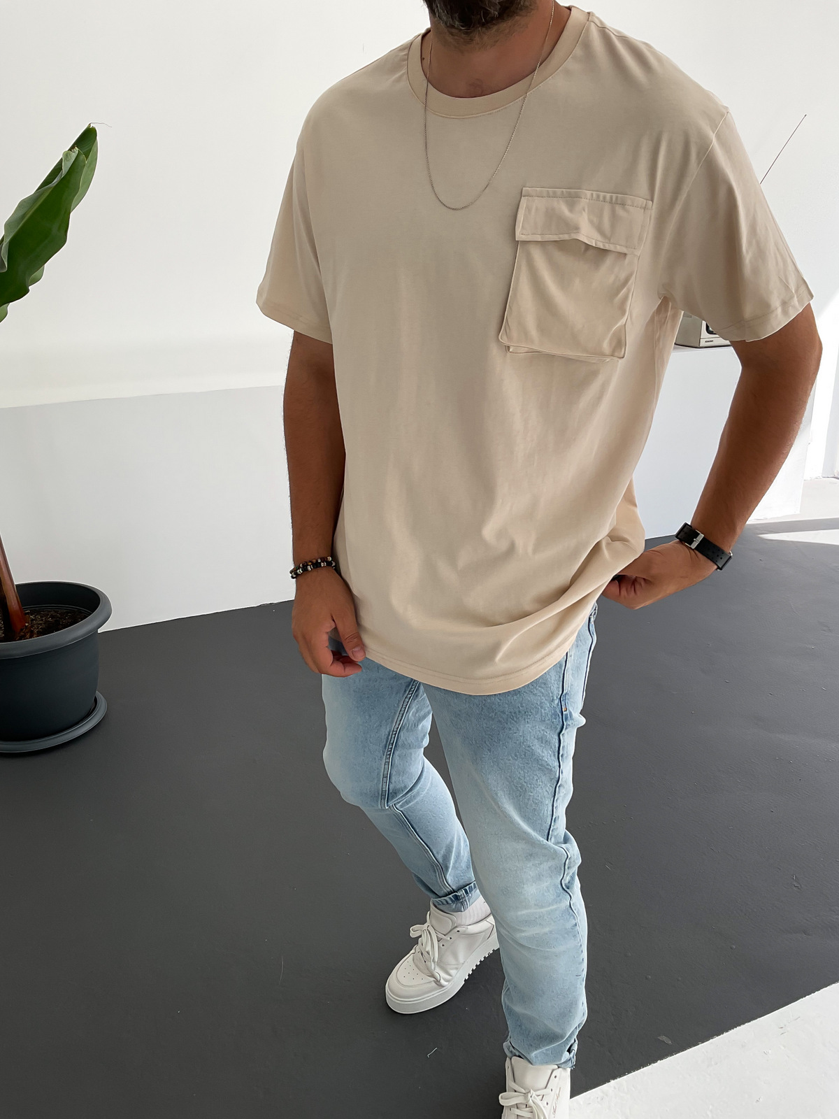 Bej Önü Cepli Basic T-Shirt C-683