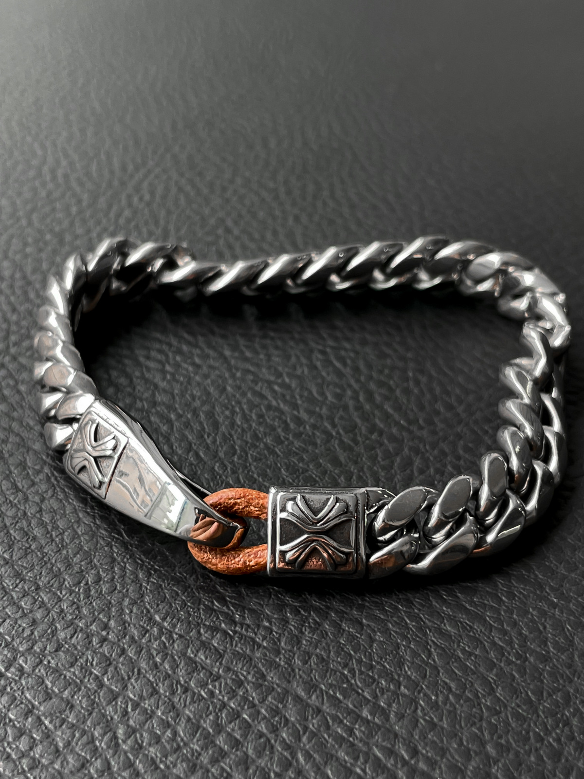 Gümüş Rengi Bileklik KL-015