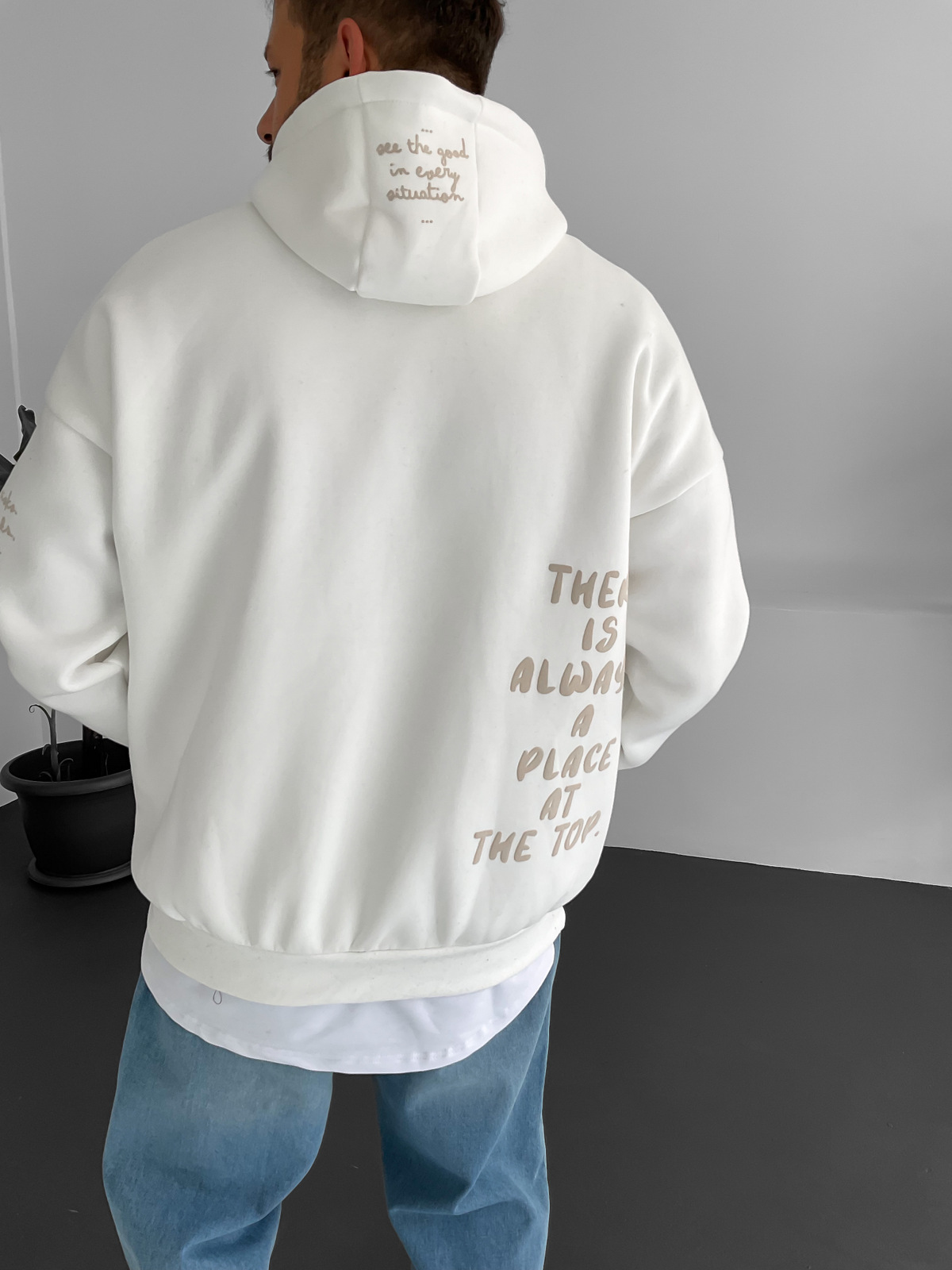 Beyaz View Kabartmalı Kapüşonlu Sweat B-2010