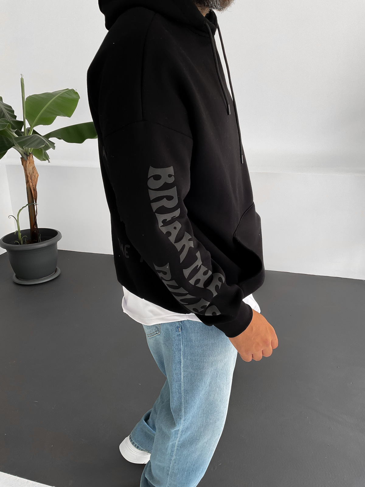 Siyah View Kabartmalı Kapüşonlu Sweat B-2010