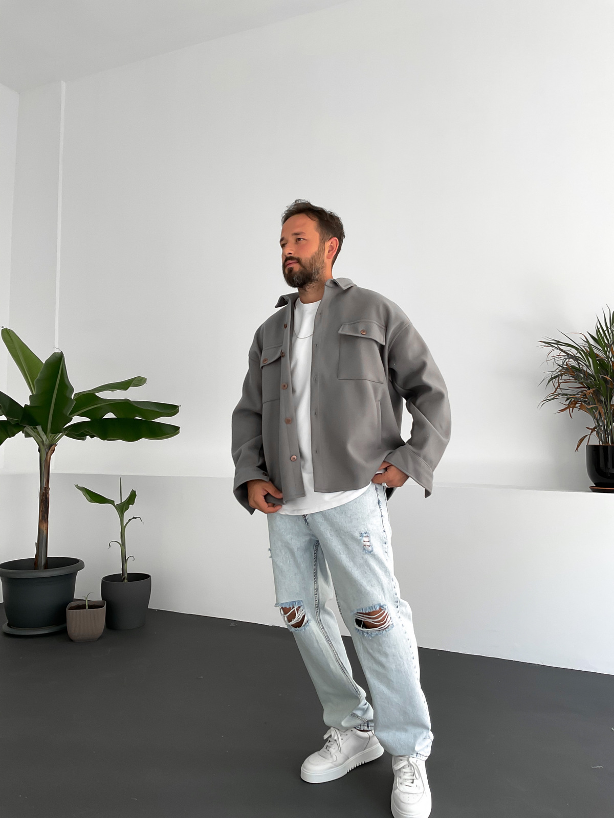 Gri Sırt Nakışlı Kaşe Ceket  V-10317