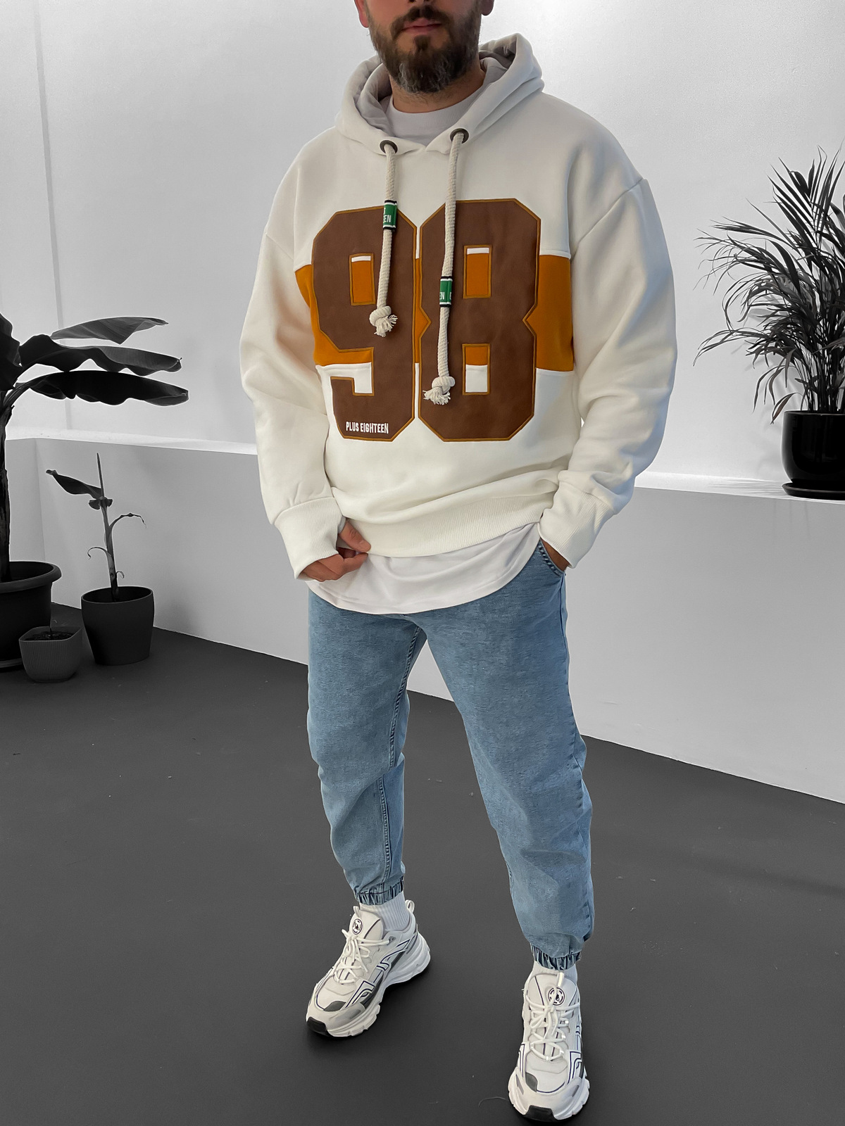 Beyaz 98 Kabartmalı Kapüşonlu Sweat ET-
