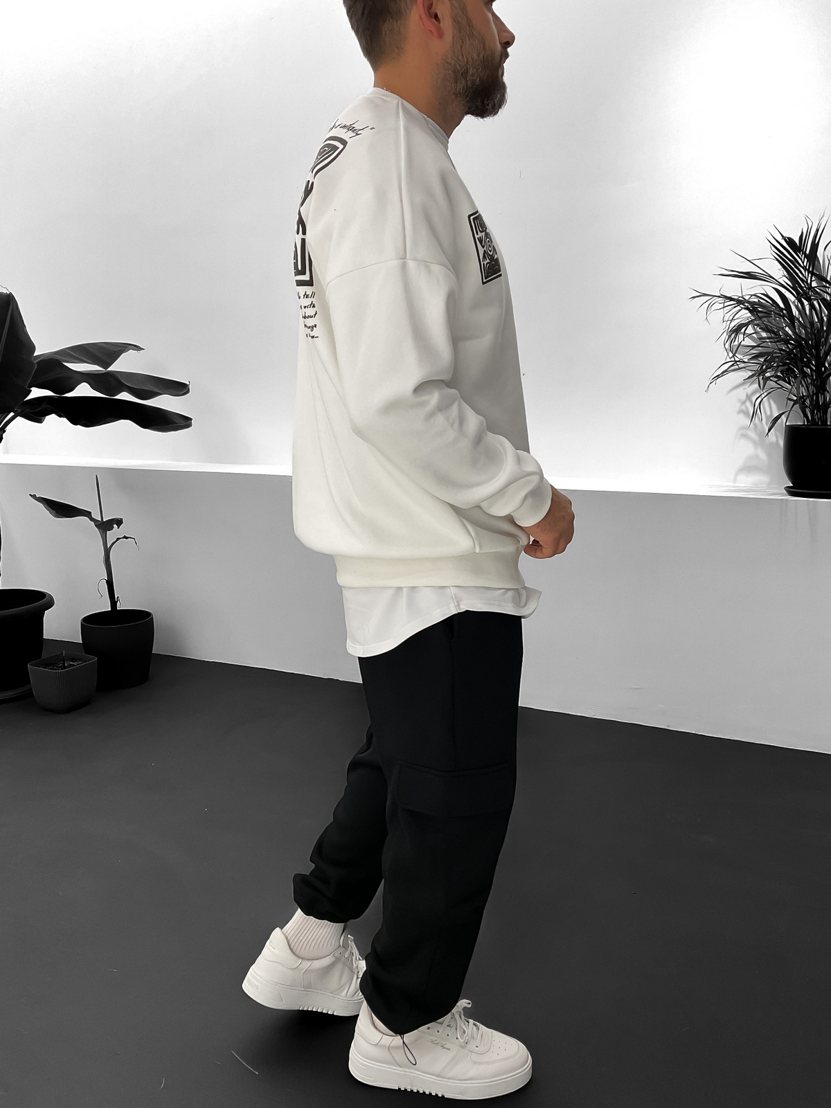 Beyaz Character Baskılı Sweat B-2067