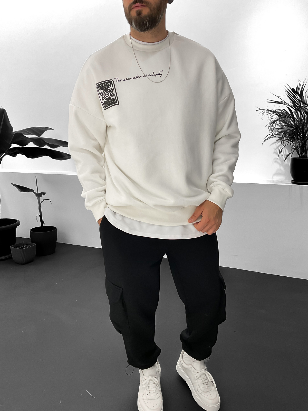 Beyaz Character Baskılı Sweat B-2067