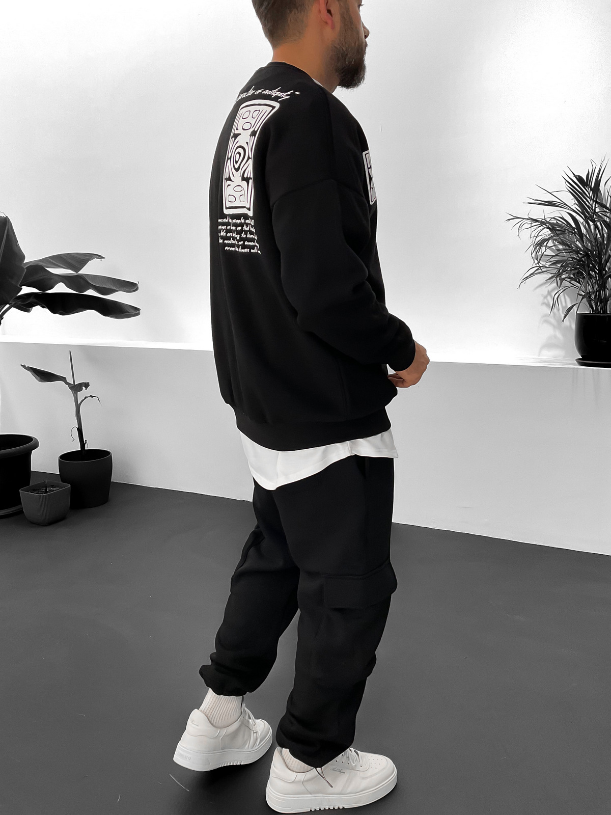 Siyah Character Baskılı Sweat B-2067