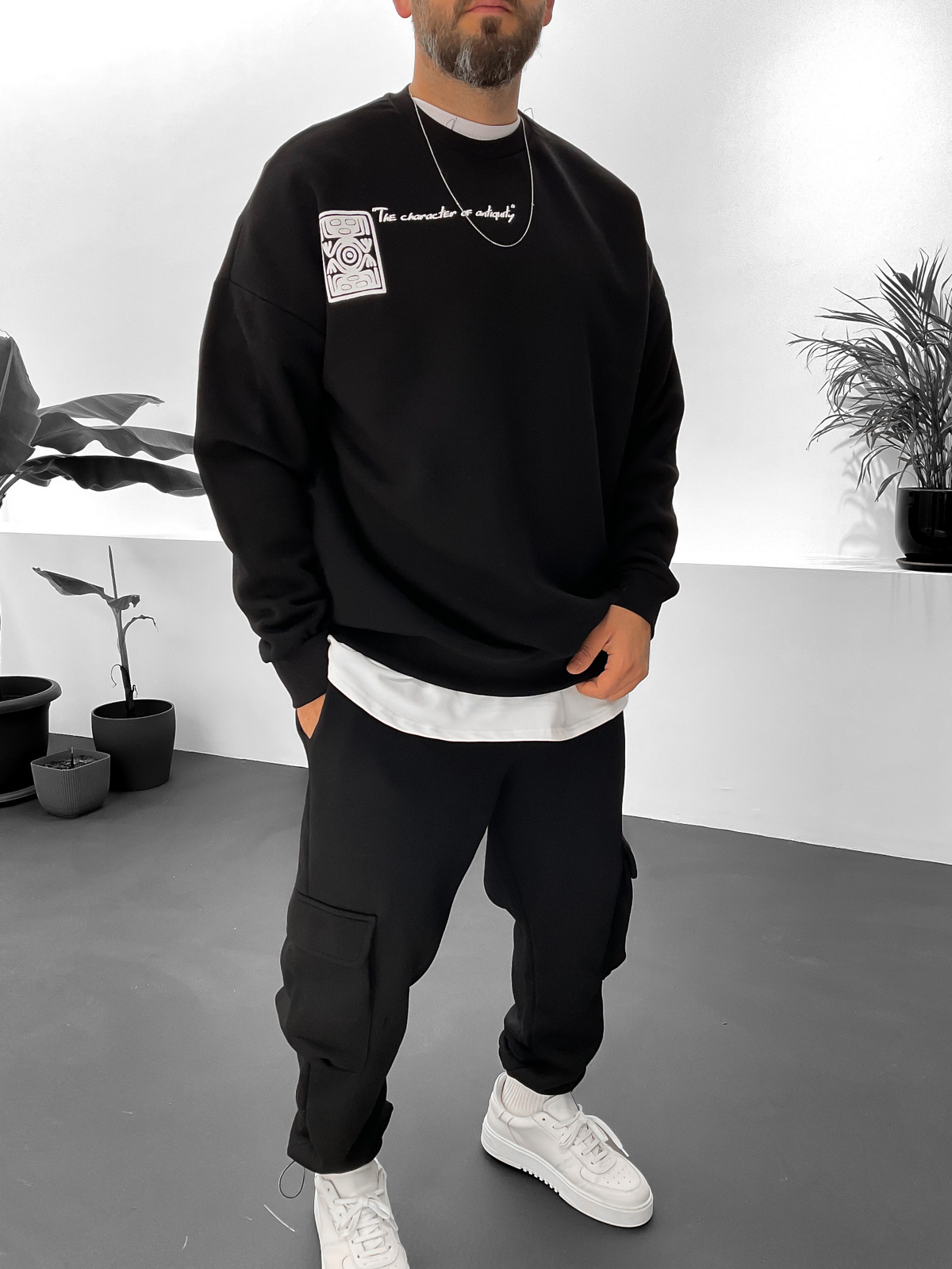 Siyah Character Baskılı Sweat B-2067