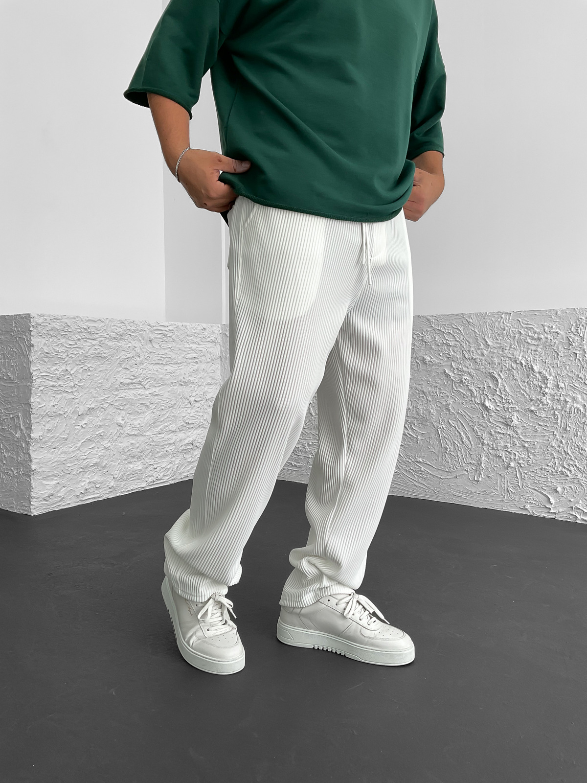 Beyaz Fitilli Boru Paça Pantolon B-3078