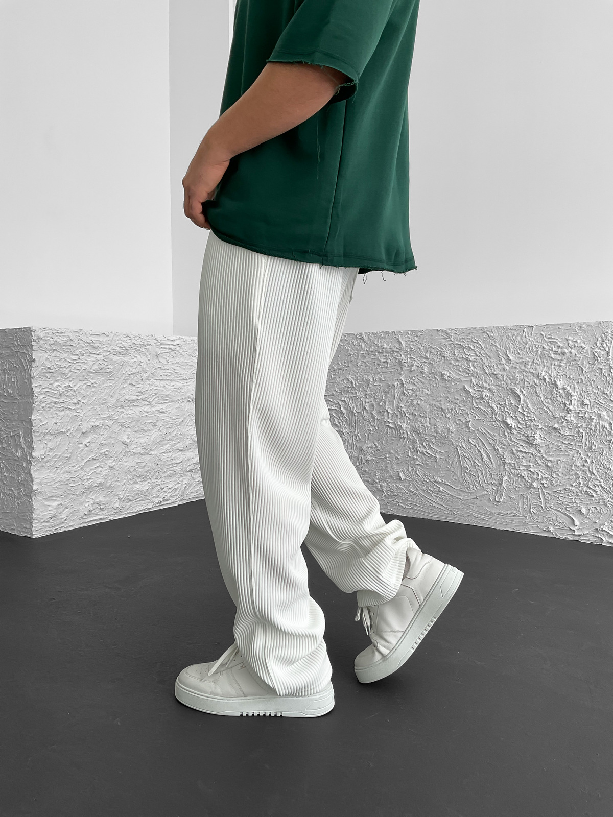 Beyaz Fitilli Boru Paça Pantolon B-3078