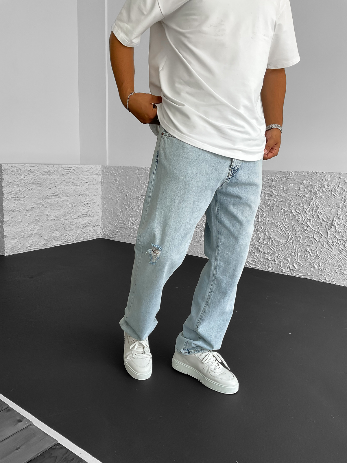 Buz Mavisi Yıkamalı Yırtıklı Baggy Jean GJ-15560