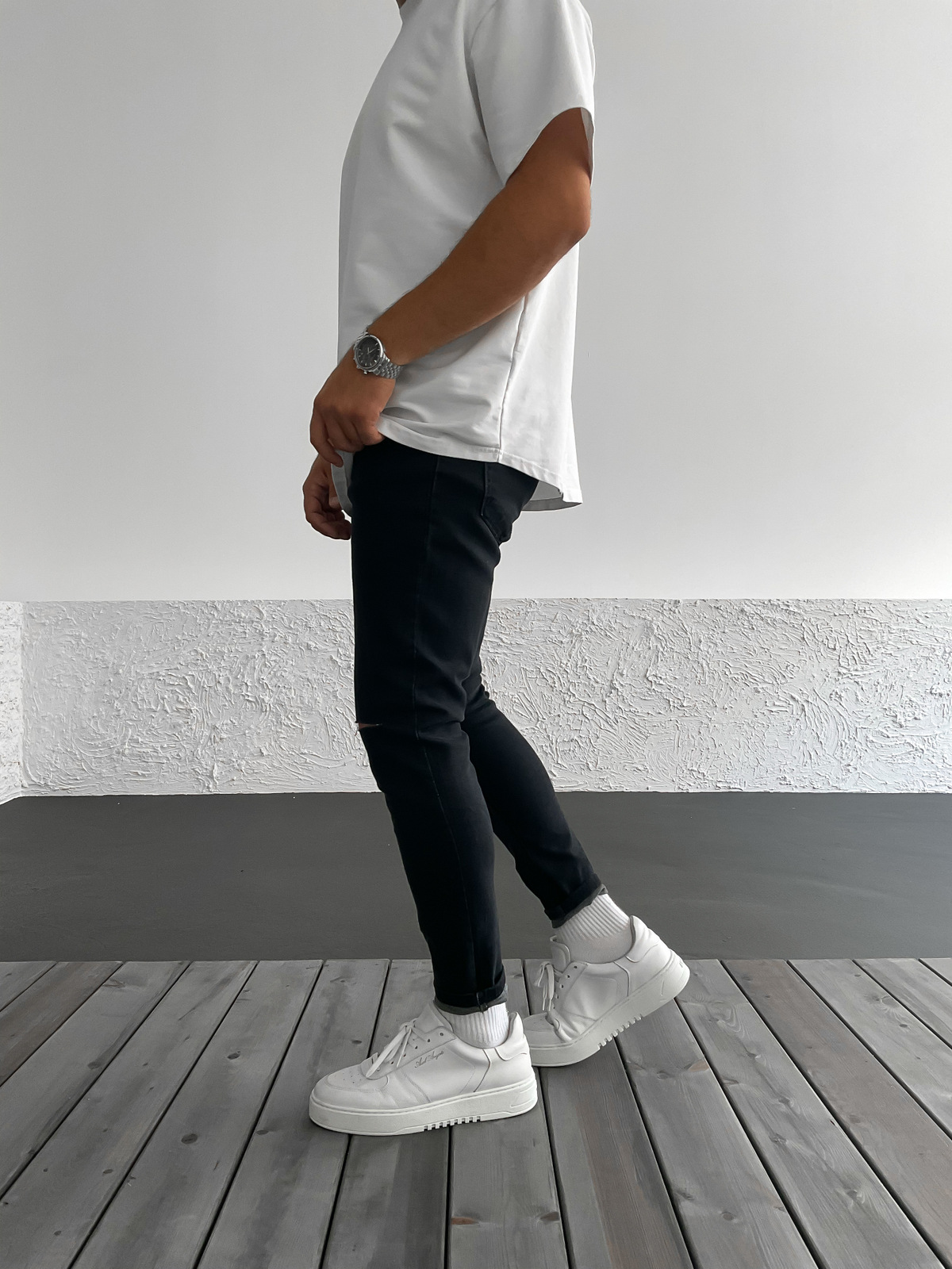 Siyah Dizi Kesik Slim Fit Pantolon WE-1586