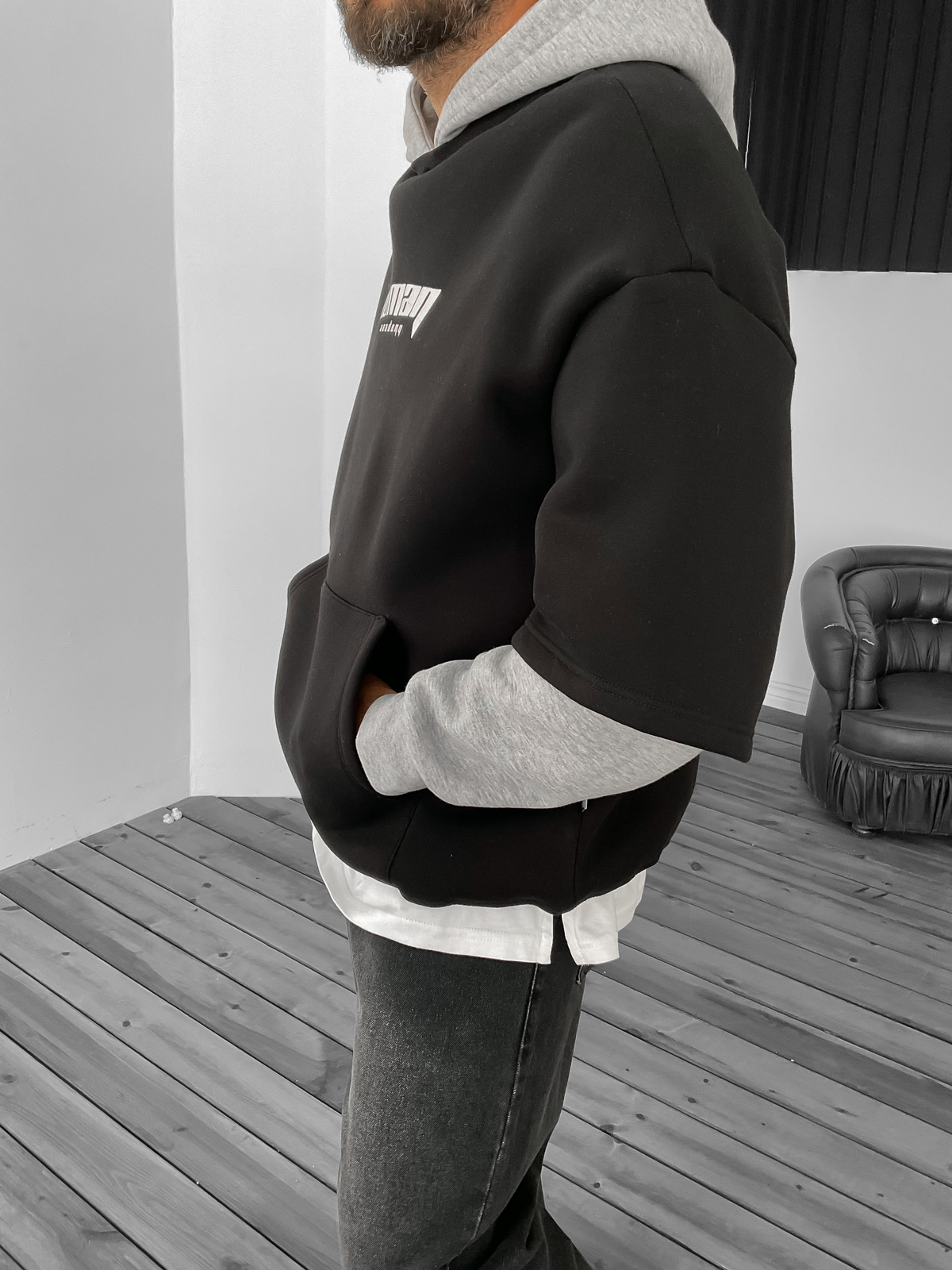Siyah Human Baskılı Kapüşonlu Sweat V-30-844