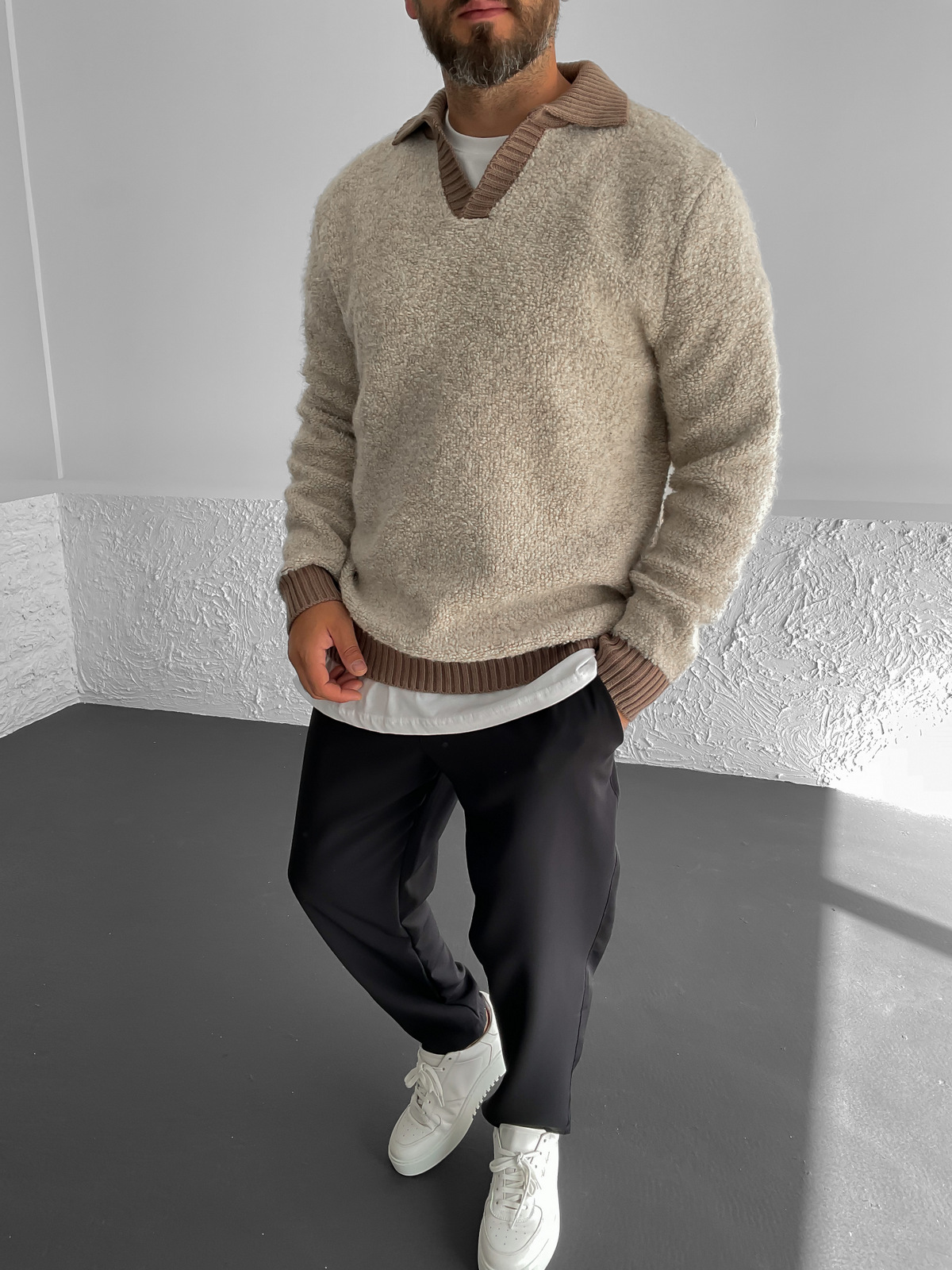 Bej V Yaka Peluş Sweat C-1027