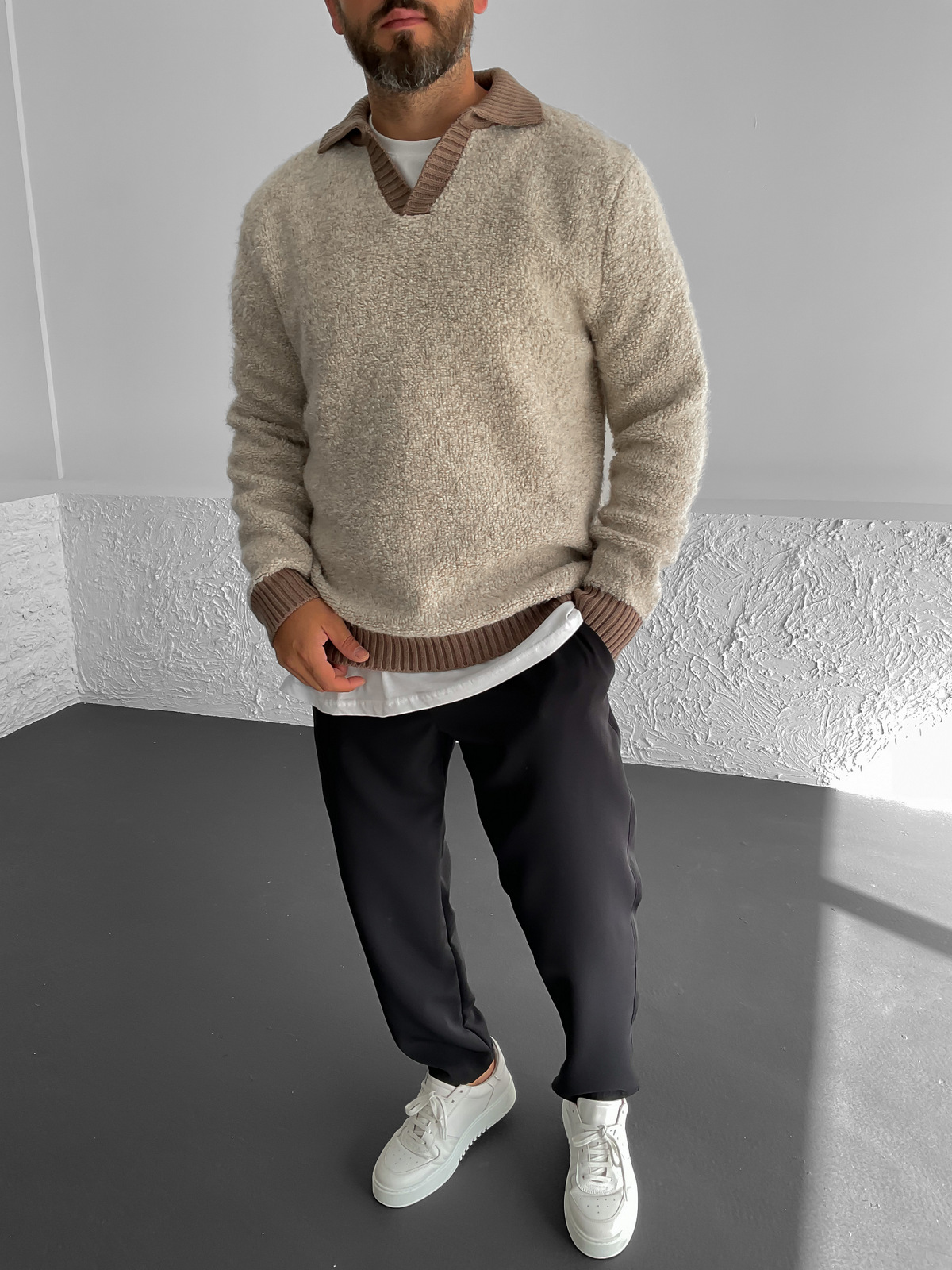 Bej V Yaka Peluş Sweat C-1027