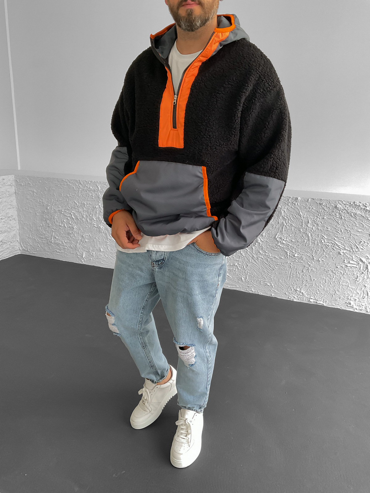 Siyah Kapüşonlu Peluş Sweat LS-05609