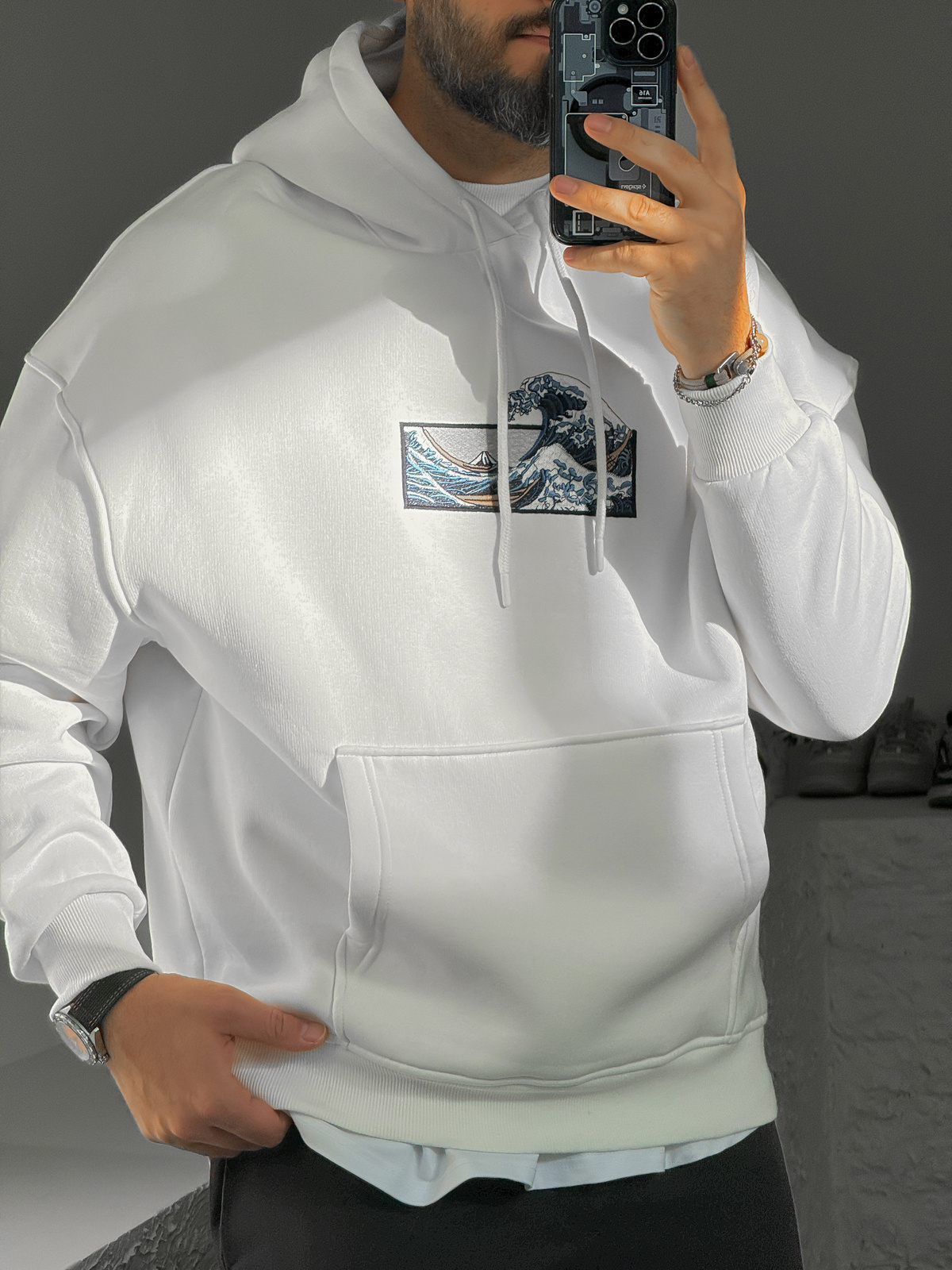 Beyaz Wave Nakışlı Kapüşonlu Sweat B-2238