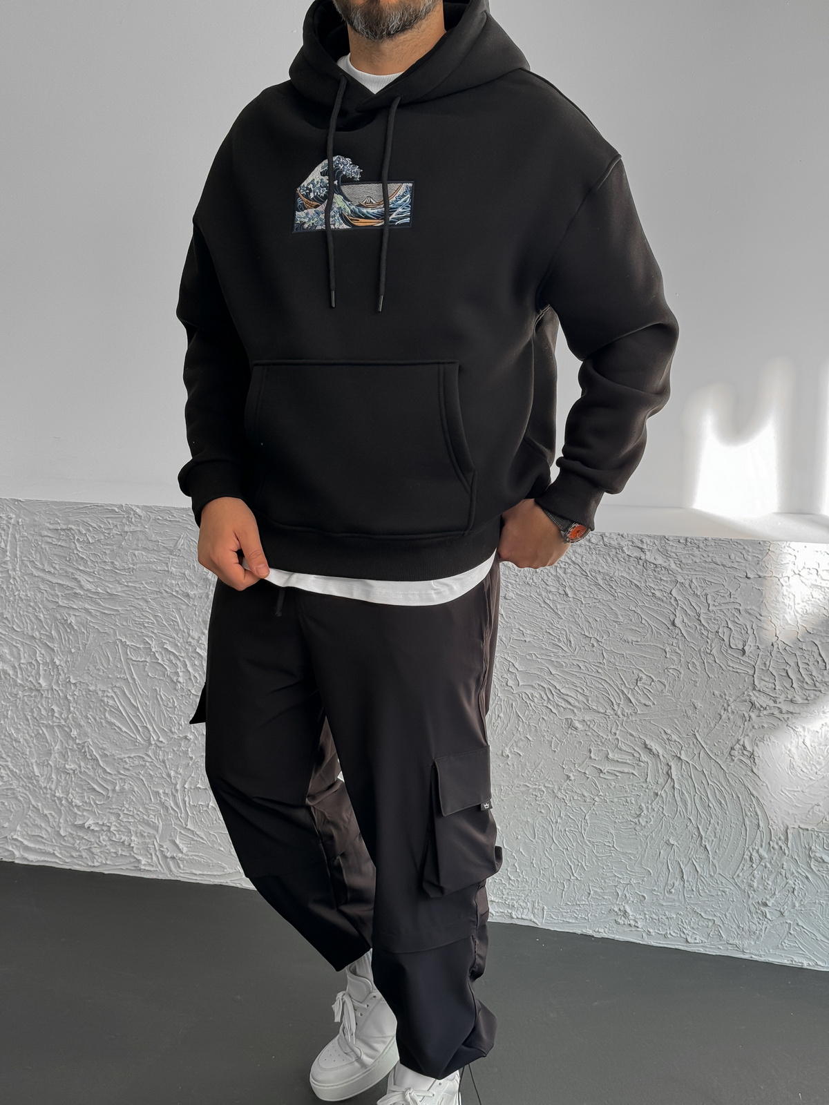 Siyah Wave Nakışlı Kapüşonlu Sweat B-2238