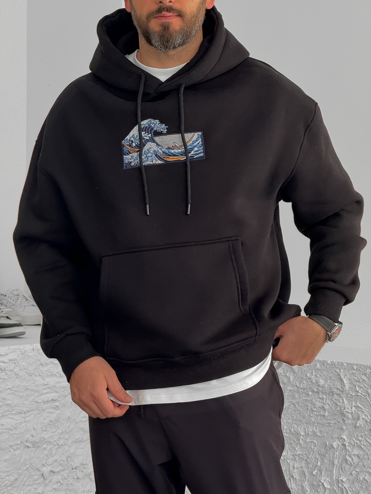 Siyah Wave Nakışlı Kapüşonlu Sweat B-2238