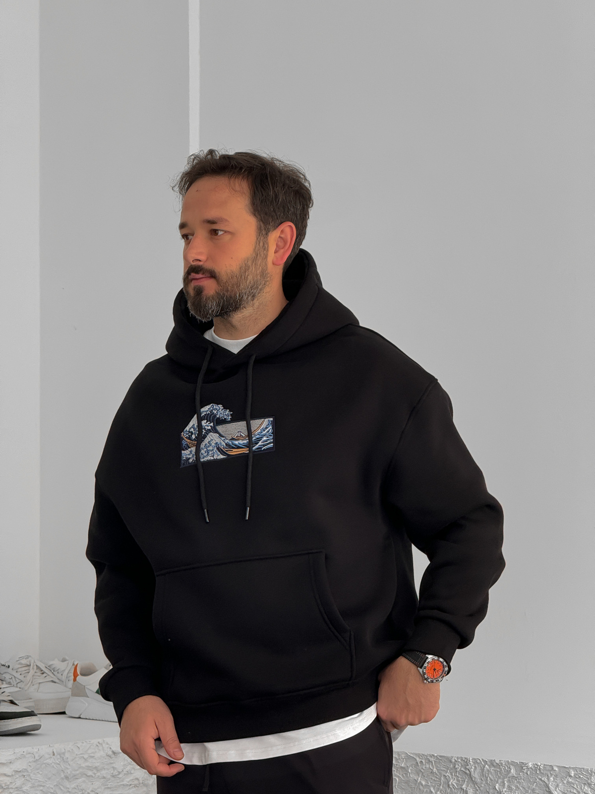 Siyah Wave Nakışlı Kapüşonlu Sweat B-2238