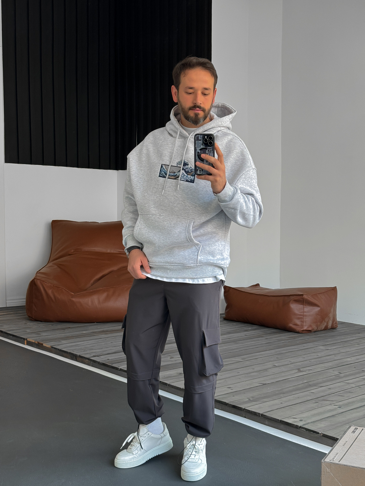 Gri Wave Nakışlı Kapüşonlu Sweat B-2238